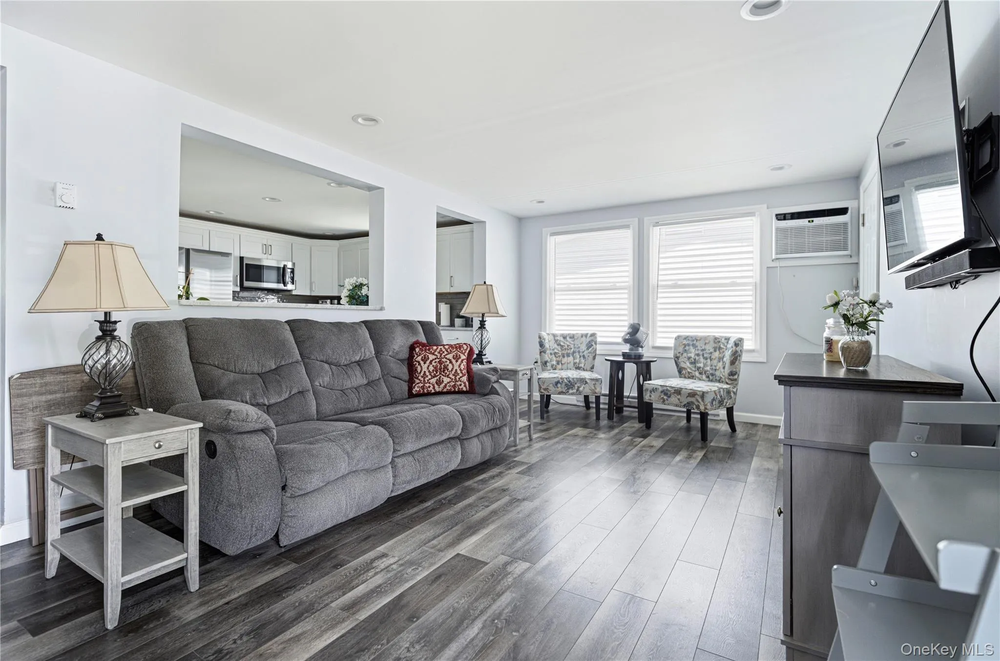 35 Village Circle, Brookhaven, NY, 2 Bedrooms Bedrooms, 5 Rooms Rooms,2 BathroomsBathrooms,Residential,For Rent,Village,0,1022713 35 Village Circle, Brookhaven, NY, 2 Bedrooms Bedrooms, 5 Rooms Rooms,2 BathroomsBathrooms,Residential,For Rent,Village,0,1022713