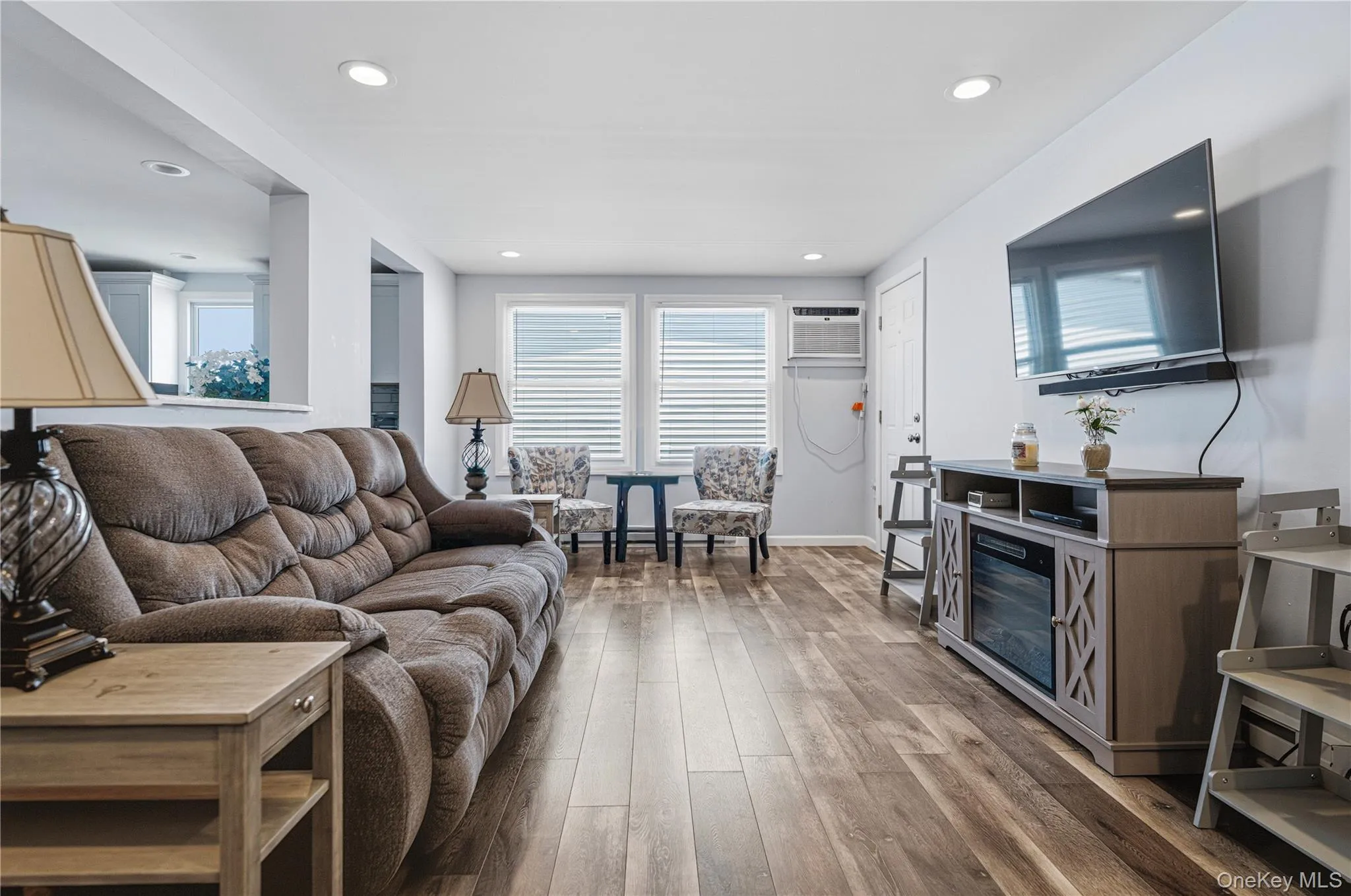 35 Village Circle, Brookhaven, NY, 2 Bedrooms Bedrooms, 5 Rooms Rooms,2 BathroomsBathrooms,Residential,For Rent,Village,0,1022713 35 Village Circle, Brookhaven, NY, 2 Bedrooms Bedrooms, 5 Rooms Rooms,2 BathroomsBathrooms,Residential,For Rent,Village,0,1022713