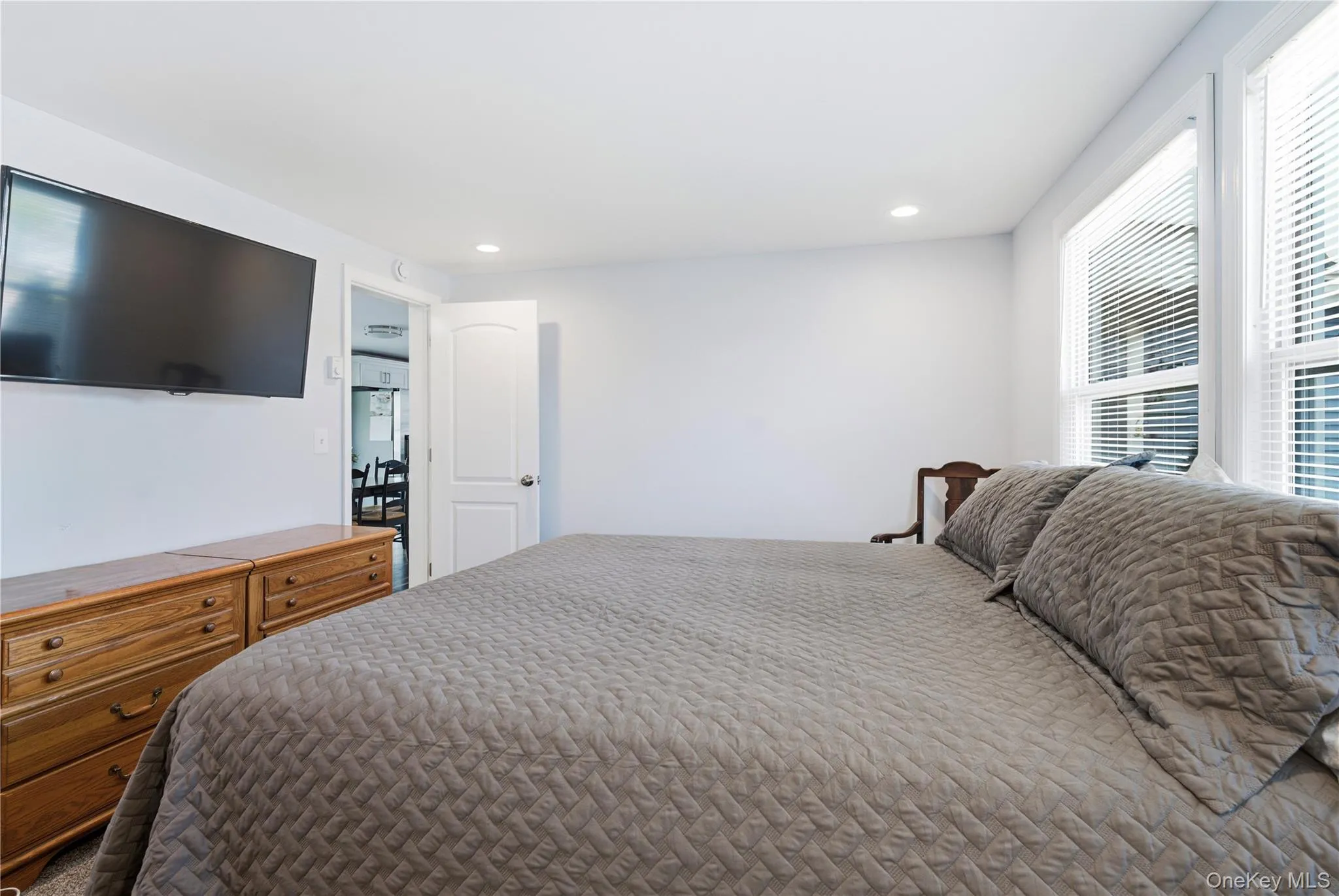 35 Village Circle, Brookhaven, NY, 2 Bedrooms Bedrooms, 5 Rooms Rooms,2 BathroomsBathrooms,Residential,For Rent,Village,0,1022713 35 Village Circle, Brookhaven, NY, 2 Bedrooms Bedrooms, 5 Rooms Rooms,2 BathroomsBathrooms,Residential,For Rent,Village,0,1022713