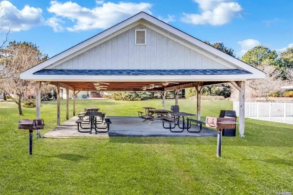 35 Village Circle, Brookhaven, NY, 2 Bedrooms Bedrooms, 5 Rooms Rooms,2 BathroomsBathrooms,Residential,For Rent,Village,0,1022713 35 Village Circle, Brookhaven, NY, 2 Bedrooms Bedrooms, 5 Rooms Rooms,2 BathroomsBathrooms,Residential,For Rent,Village,0,1022713