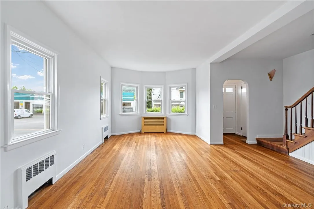 204 Saw Mill River Road, Greenburgh, NY, 3 Bedrooms Bedrooms, 6 Rooms Rooms,1 BathroomBathrooms,Residential Lease,For Rent,Saw Mill River,0,1022717 204 Saw Mill River Road, Greenburgh, NY, 3 Bedrooms Bedrooms, 6 Rooms Rooms,1 BathroomBathrooms,Residential Lease,For Rent,Saw Mill River,0,1022717