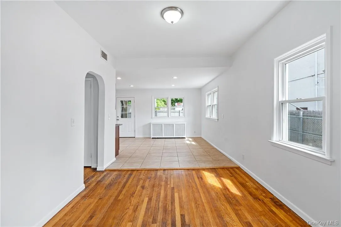 204 Saw Mill River Road, Greenburgh, NY, 3 Bedrooms Bedrooms, 6 Rooms Rooms,1 BathroomBathrooms,Residential Lease,For Rent,Saw Mill River,0,1022717 204 Saw Mill River Road, Greenburgh, NY, 3 Bedrooms Bedrooms, 6 Rooms Rooms,1 BathroomBathrooms,Residential Lease,For Rent,Saw Mill River,0,1022717