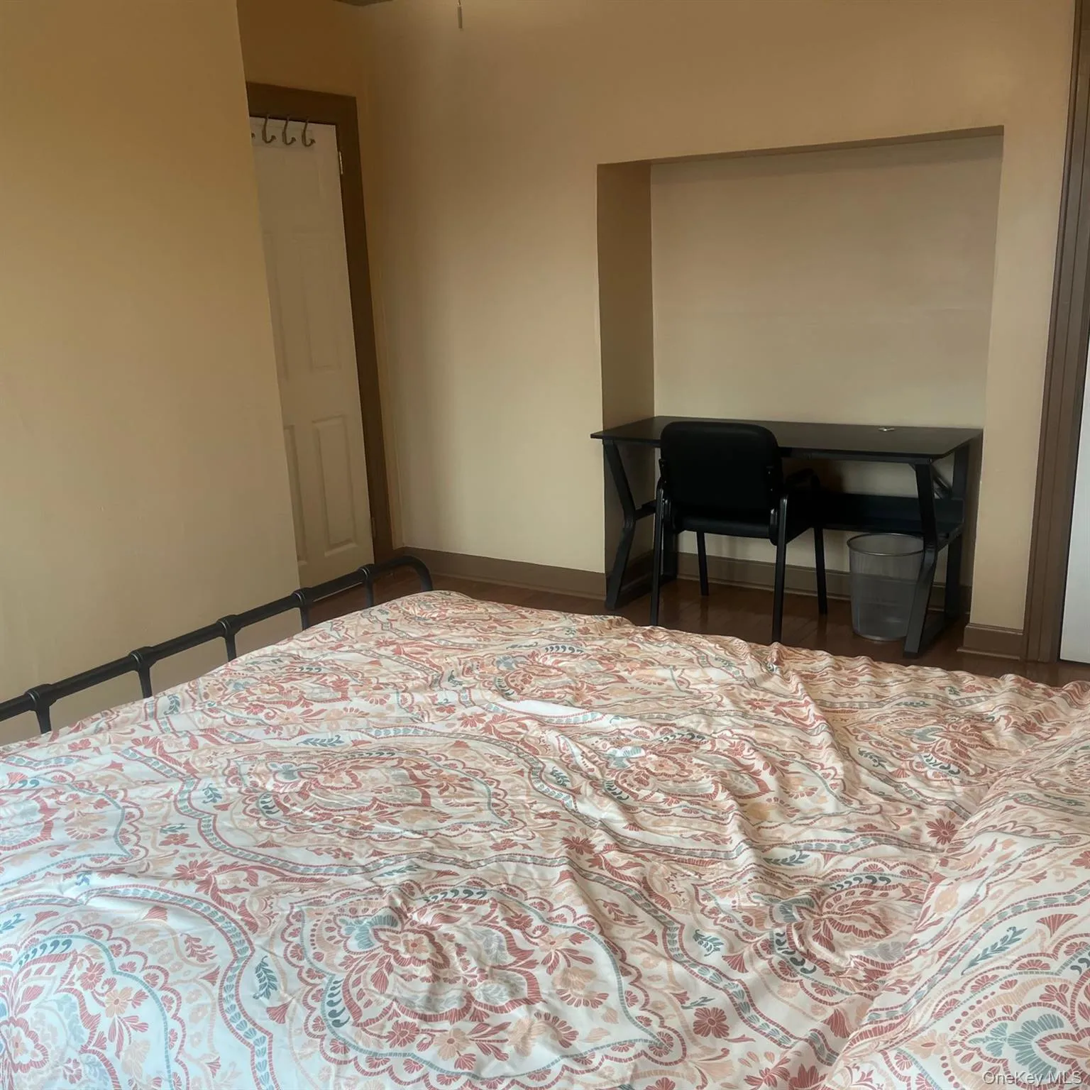 25023 88th Road, New York, NY, 4 Bedrooms Bedrooms, 6 Rooms Rooms,1 BathroomBathrooms,Residential Lease,For Rent,88th,0,1022718 25023 88th Road, New York, NY, 4 Bedrooms Bedrooms, 6 Rooms Rooms,1 BathroomBathrooms,Residential Lease,For Rent,88th,0,1022718