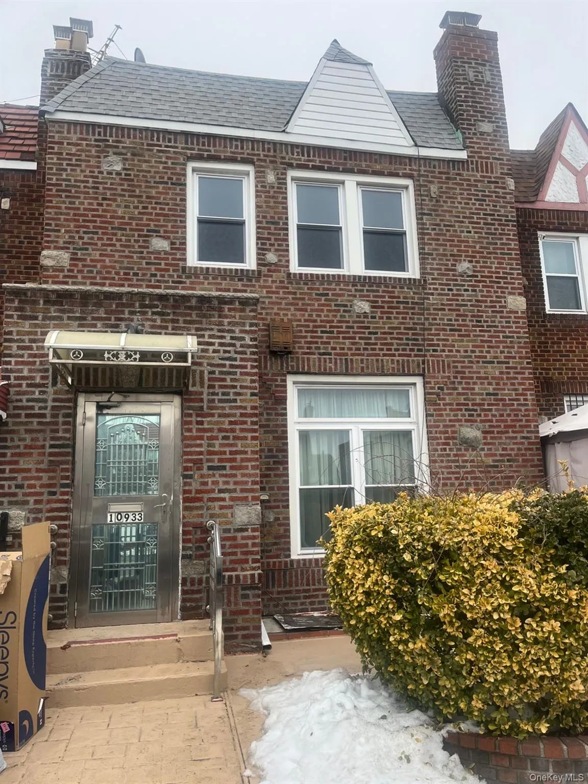 25023 88th Road, New York, NY, 4 Bedrooms Bedrooms, 6 Rooms Rooms,1 BathroomBathrooms,Residential Lease,For Rent,88th,0,1022718 25023 88th Road, New York, NY, 4 Bedrooms Bedrooms, 6 Rooms Rooms,1 BathroomBathrooms,Residential Lease,For Rent,88th,0,1022718