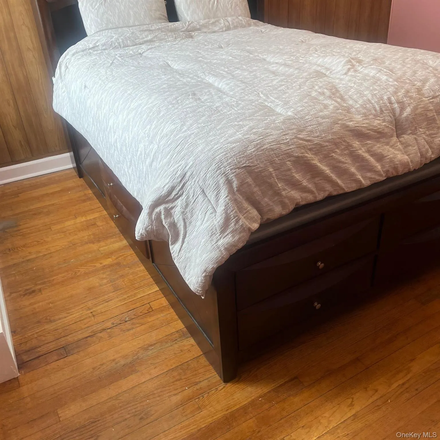 25023 88th Road, New York, NY, 4 Bedrooms Bedrooms, 6 Rooms Rooms,1 BathroomBathrooms,Residential Lease,For Rent,88th,0,1022718 25023 88th Road, New York, NY, 4 Bedrooms Bedrooms, 6 Rooms Rooms,1 BathroomBathrooms,Residential Lease,For Rent,88th,0,1022718
