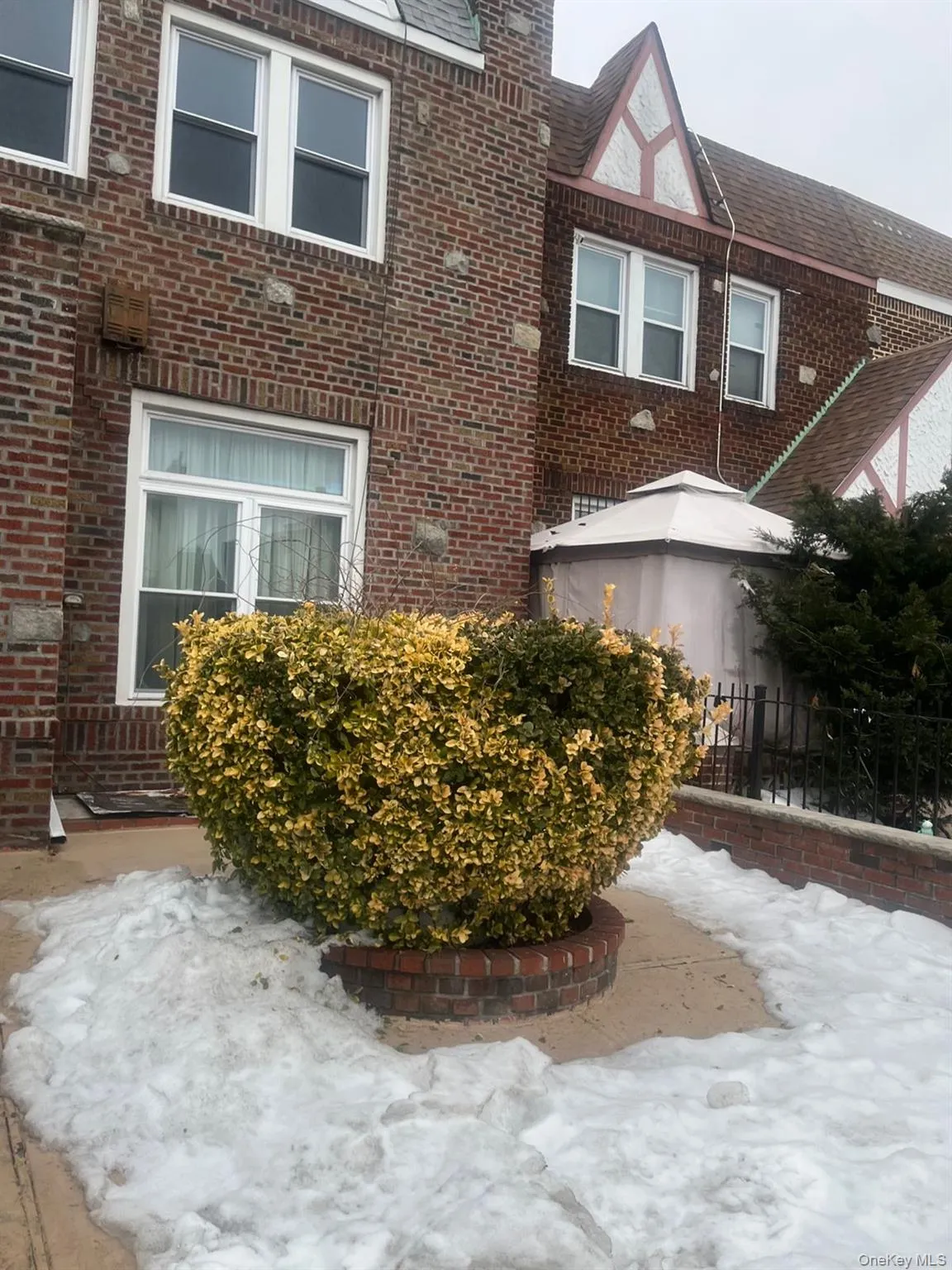 25023 88th Road, New York, NY, 4 Bedrooms Bedrooms, 6 Rooms Rooms,1 BathroomBathrooms,Residential Lease,For Rent,88th,0,1022718 25023 88th Road, New York, NY, 4 Bedrooms Bedrooms, 6 Rooms Rooms,1 BathroomBathrooms,Residential Lease,For Rent,88th,0,1022718