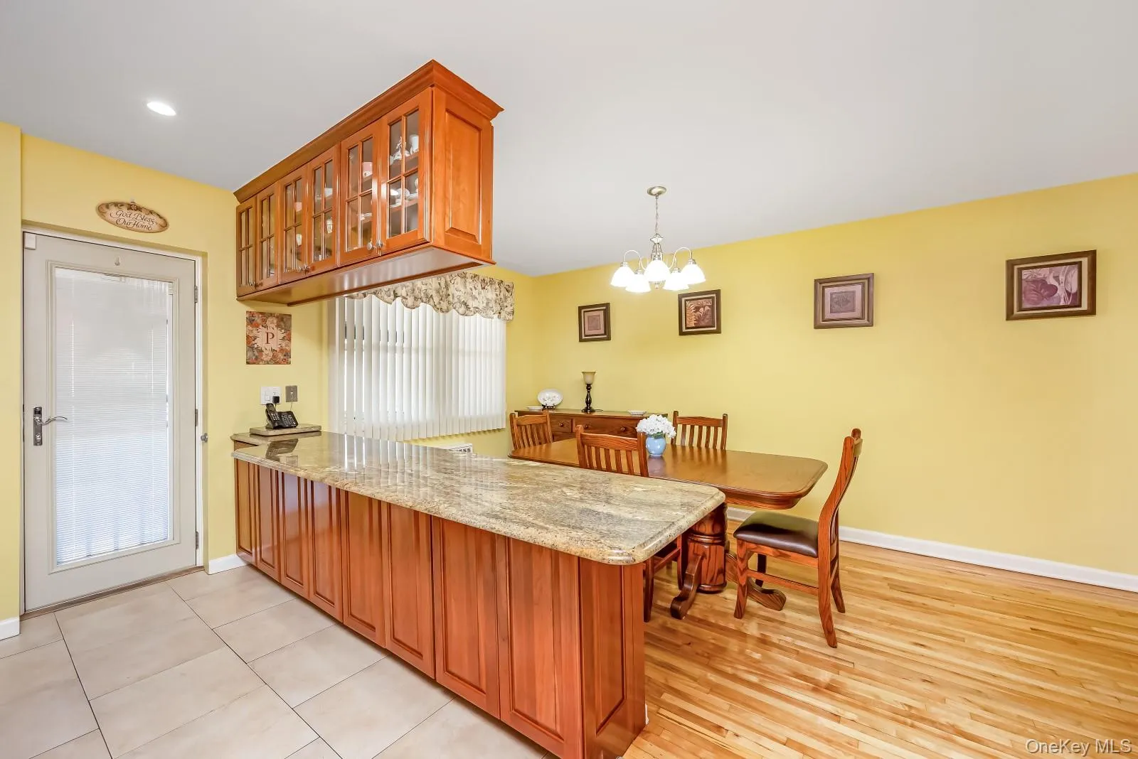 65-19 78th Street, New York, NY, 3 Bedrooms Bedrooms, 8 Rooms Rooms,1 BathroomBathrooms,Residential,For Rent,78th,0,1022719 65-19 78th Street, New York, NY, 3 Bedrooms Bedrooms, 8 Rooms Rooms,1 BathroomBathrooms,Residential,For Rent,78th,0,1022719