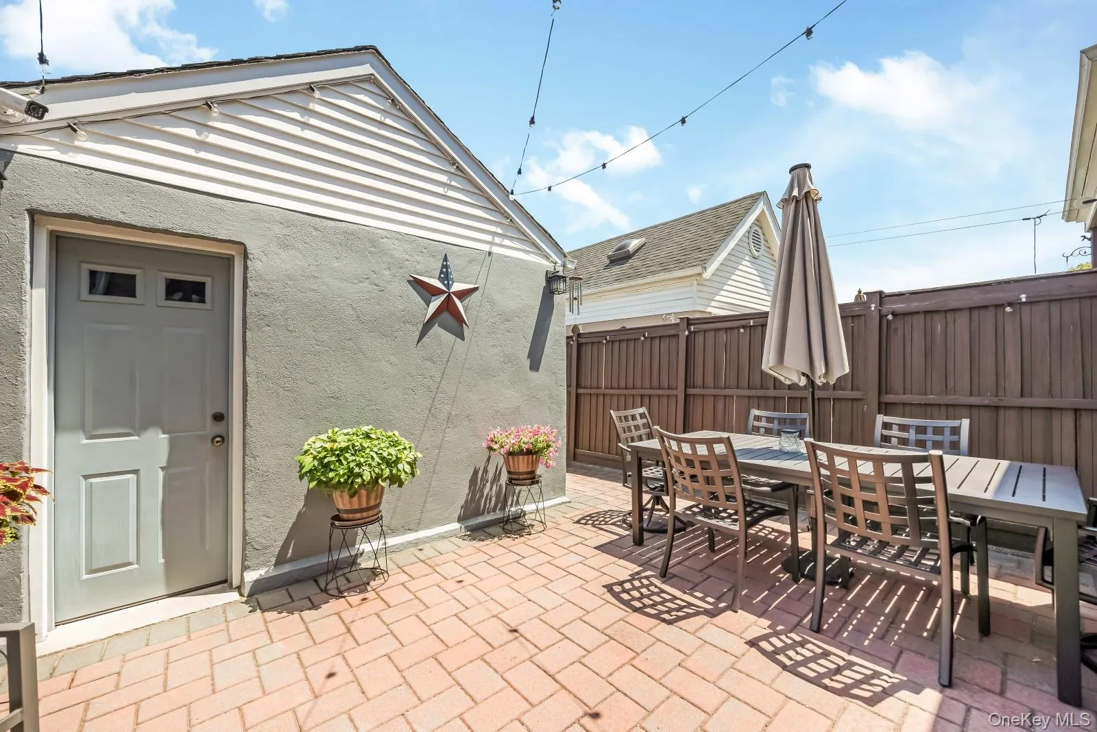 65-19 78th Street, New York, NY, 3 Bedrooms Bedrooms, 8 Rooms Rooms,1 BathroomBathrooms,Residential,For Rent,78th,0,1022719 65-19 78th Street, New York, NY, 3 Bedrooms Bedrooms, 8 Rooms Rooms,1 BathroomBathrooms,Residential,For Rent,78th,0,1022719