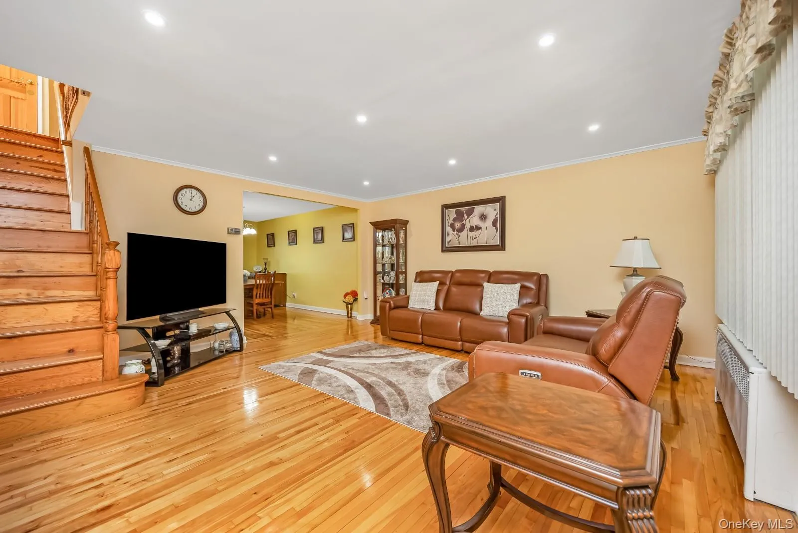 65-19 78th Street, New York, NY, 3 Bedrooms Bedrooms, 8 Rooms Rooms,1 BathroomBathrooms,Residential,For Rent,78th,0,1022719 65-19 78th Street, New York, NY, 3 Bedrooms Bedrooms, 8 Rooms Rooms,1 BathroomBathrooms,Residential,For Rent,78th,0,1022719