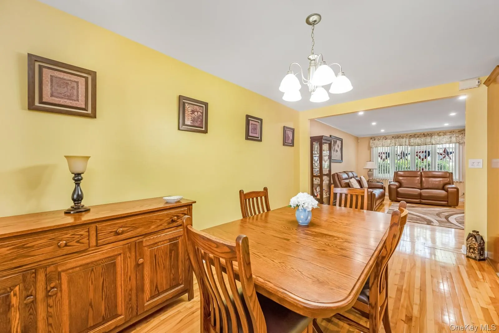 65-19 78th Street, New York, NY, 3 Bedrooms Bedrooms, 8 Rooms Rooms,1 BathroomBathrooms,Residential,For Rent,78th,0,1022719 65-19 78th Street, New York, NY, 3 Bedrooms Bedrooms, 8 Rooms Rooms,1 BathroomBathrooms,Residential,For Rent,78th,0,1022719