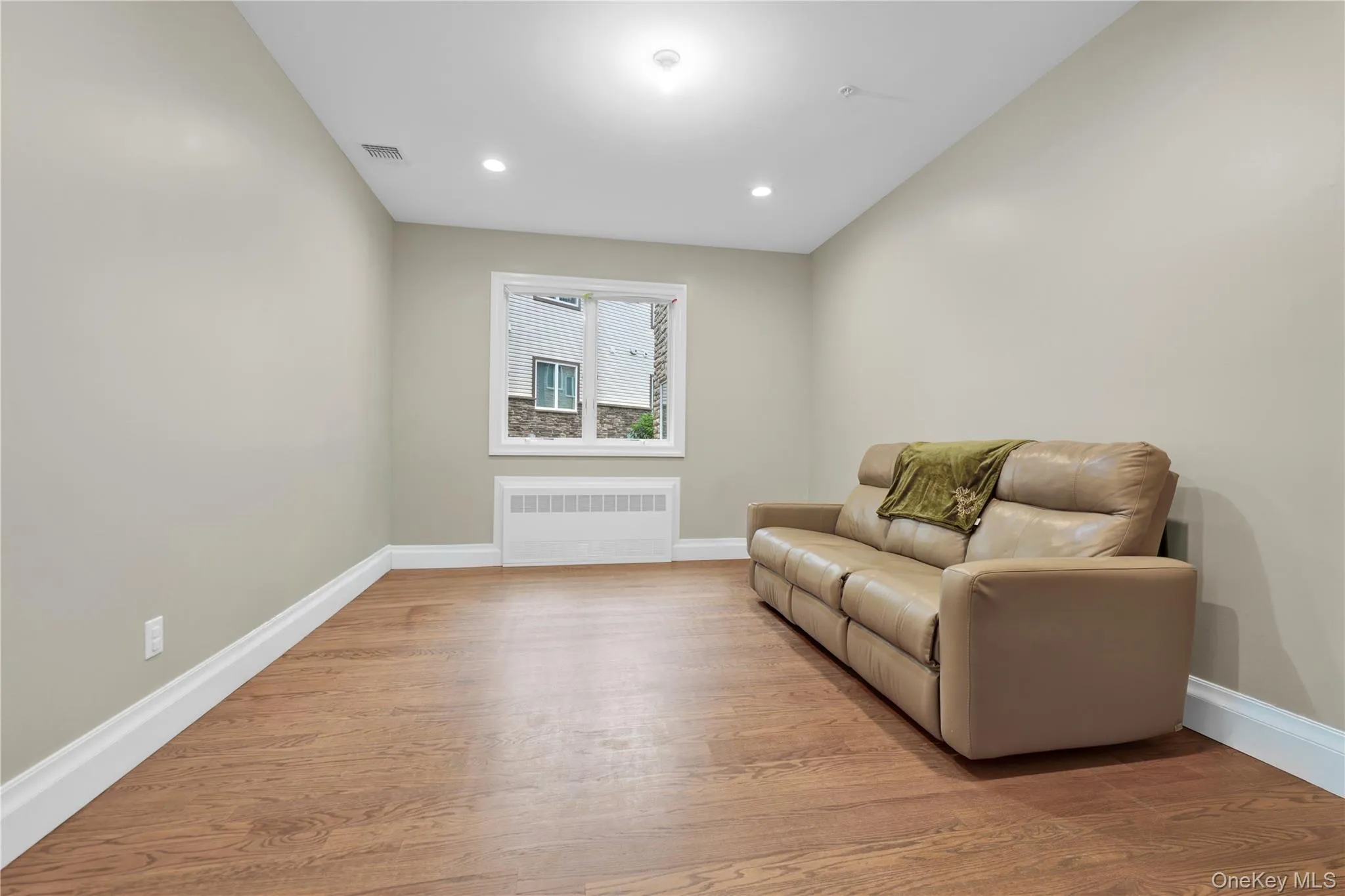 2103 Corner Street, Ramapo, NY, 2 Bedrooms Bedrooms, 4 Rooms Rooms,1 BathroomBathrooms,Residential,For Rent,Corner,0,1022726 2103 Corner Street, Ramapo, NY, 2 Bedrooms Bedrooms, 4 Rooms Rooms,1 BathroomBathrooms,Residential,For Rent,Corner,0,1022726