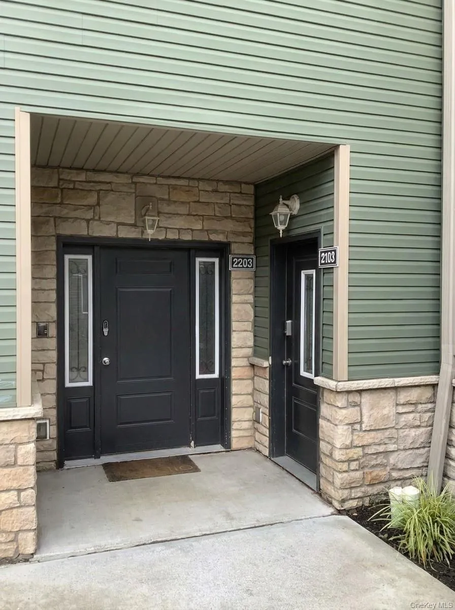 2103 Corner Street, Ramapo, NY, 2 Bedrooms Bedrooms, 4 Rooms Rooms,1 BathroomBathrooms,Residential,For Rent,Corner,0,1022726 2103 Corner Street, Ramapo, NY, 2 Bedrooms Bedrooms, 4 Rooms Rooms,1 BathroomBathrooms,Residential,For Rent,Corner,0,1022726