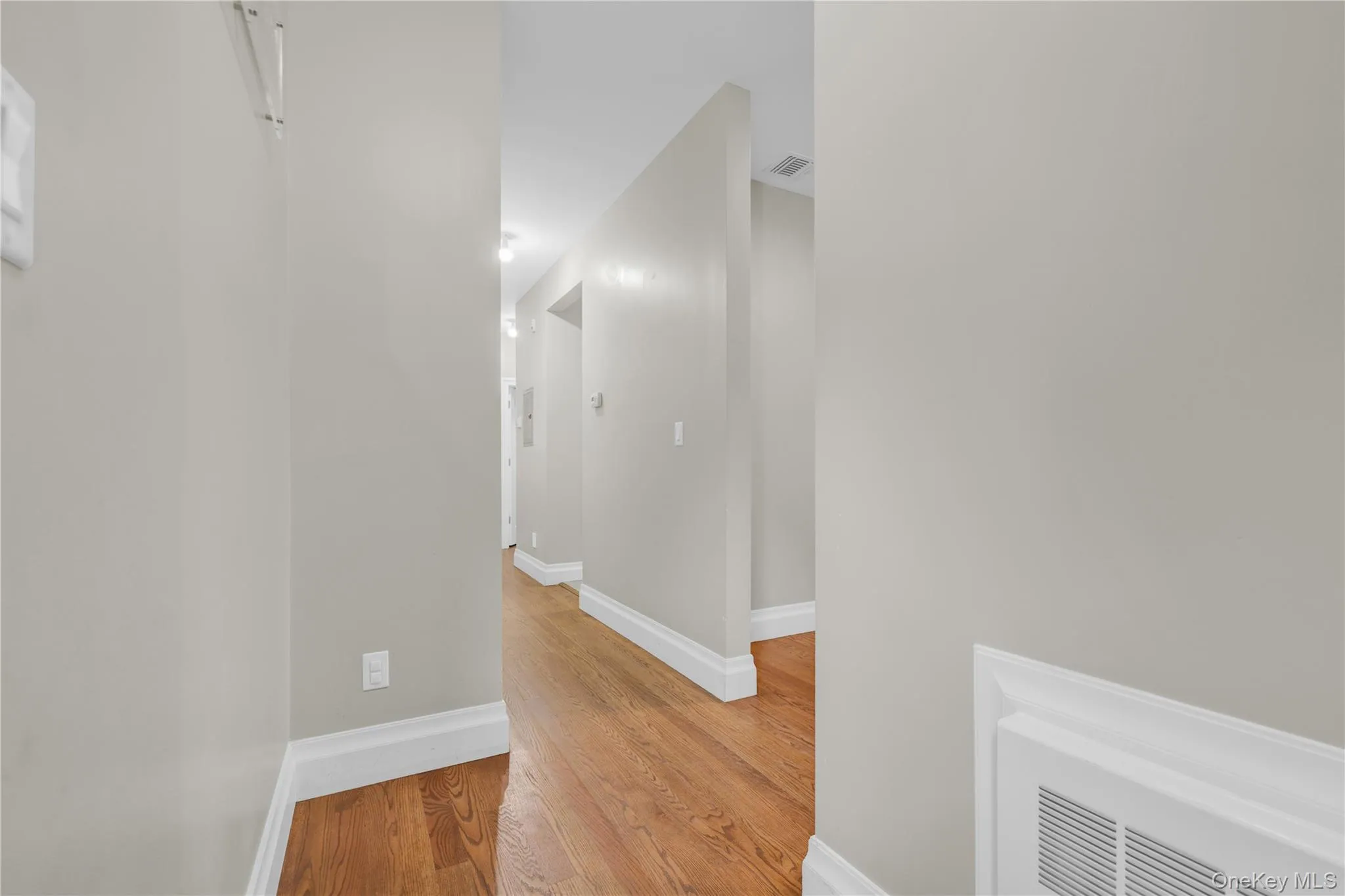 2103 Corner Street, Ramapo, NY, 2 Bedrooms Bedrooms, 4 Rooms Rooms,1 BathroomBathrooms,Residential,For Rent,Corner,0,1022726 2103 Corner Street, Ramapo, NY, 2 Bedrooms Bedrooms, 4 Rooms Rooms,1 BathroomBathrooms,Residential,For Rent,Corner,0,1022726