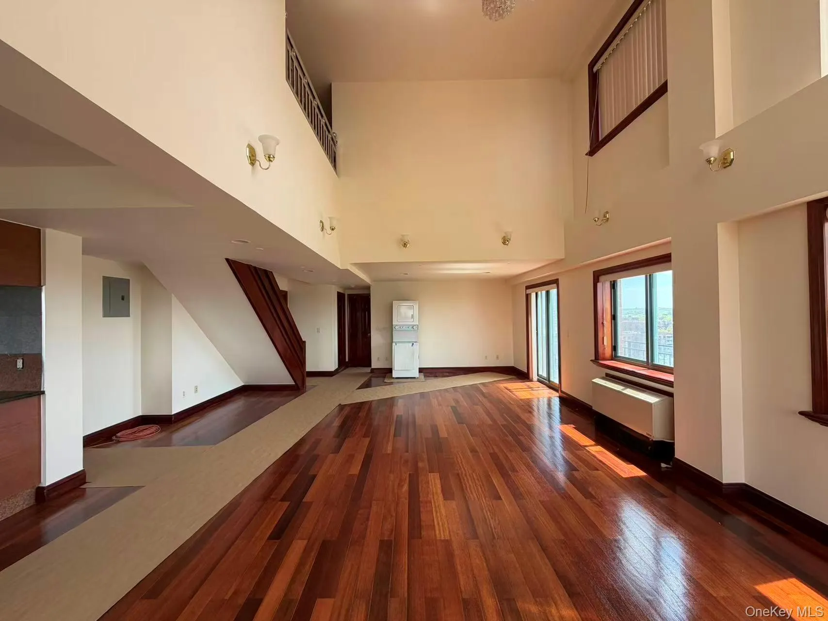 4318 Main Street, New York, NY, 4 Bedrooms Bedrooms, 7 Rooms Rooms,3 BathroomsBathrooms,Residential Lease,For Rent,Main,0,1022736 4318 Main Street, New York, NY, 4 Bedrooms Bedrooms, 7 Rooms Rooms,3 BathroomsBathrooms,Residential Lease,For Rent,Main,0,1022736