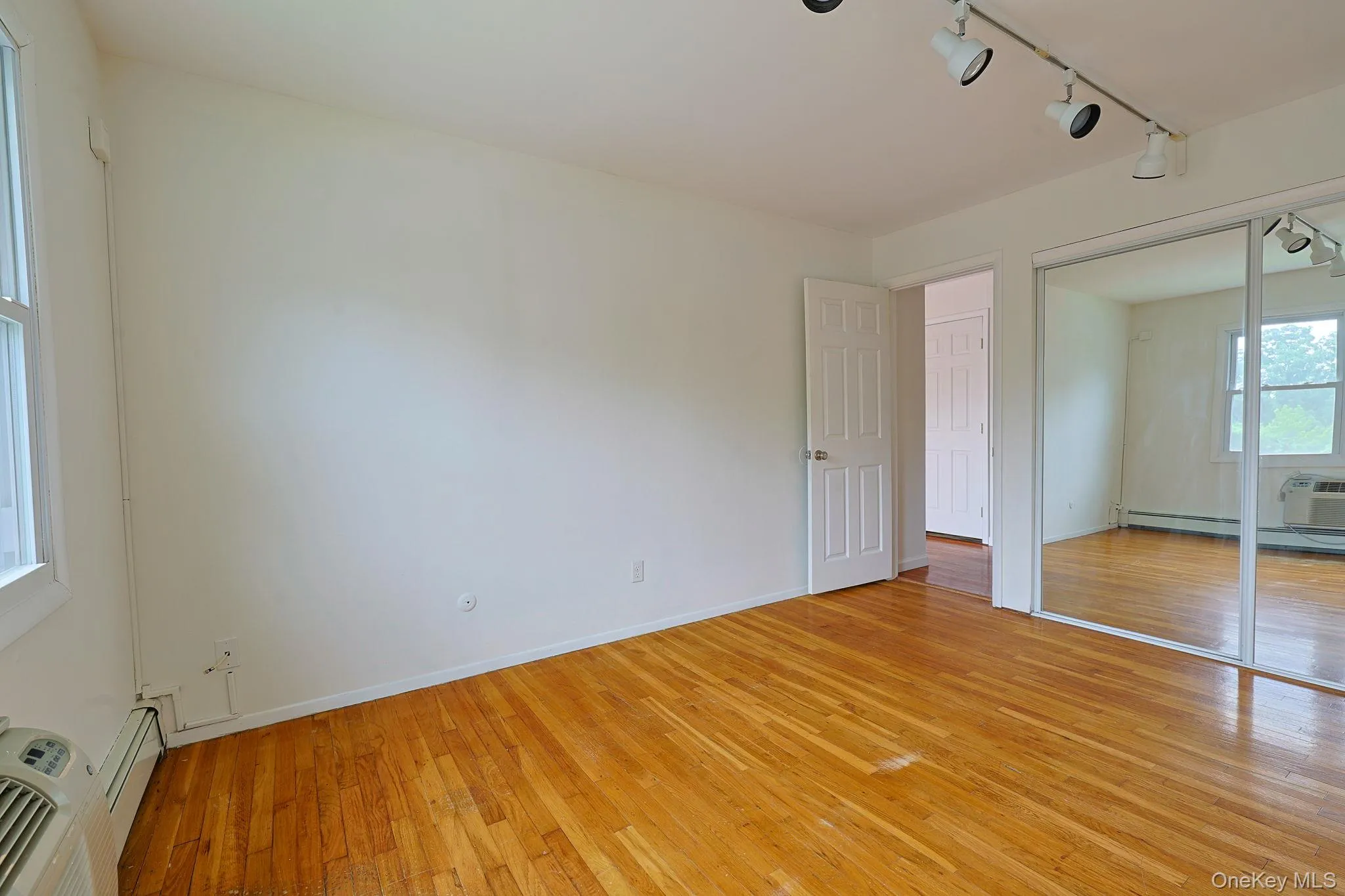6 Alpine Drive, Wappinger, NY, 1 Bedroom Bedrooms, 2 Rooms Rooms,1 BathroomBathrooms,Residential Lease,For Rent,Alpine Drive,0,1022745 6 Alpine Drive, Wappinger, NY, 1 Bedroom Bedrooms, 2 Rooms Rooms,1 BathroomBathrooms,Residential Lease,For Rent,Alpine Drive,0,1022745