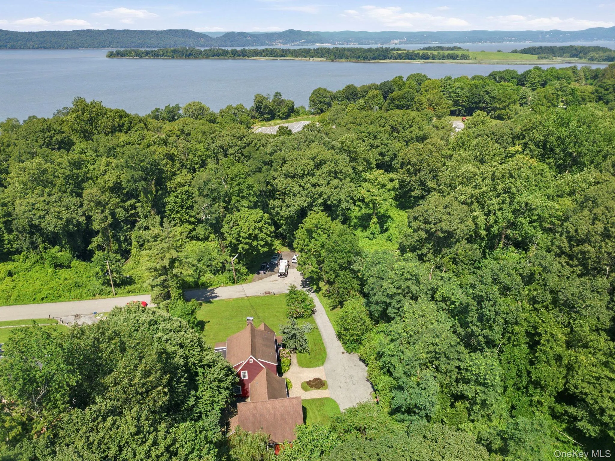 44 Beach Road, Ossining, NY, 3 Bedrooms Bedrooms, 10 Rooms Rooms,2 BathroomsBathrooms,Residential,For Rent,Beach,0,1022746 44 Beach Road, Ossining, NY, 3 Bedrooms Bedrooms, 10 Rooms Rooms,2 BathroomsBathrooms,Residential,For Rent,Beach,0,1022746