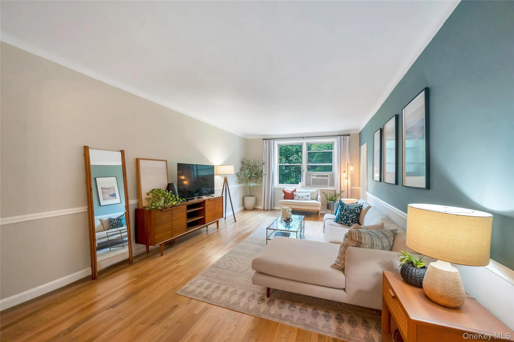 63-61 99th St, New York, NY, 2 Bedrooms Bedrooms, 7 Rooms Rooms,1 BathroomBathrooms,Residential,For Rent,99th St,0,1022748 63-61 99th St, New York, NY, 2 Bedrooms Bedrooms, 7 Rooms Rooms,1 BathroomBathrooms,Residential,For Rent,99th St,0,1022748