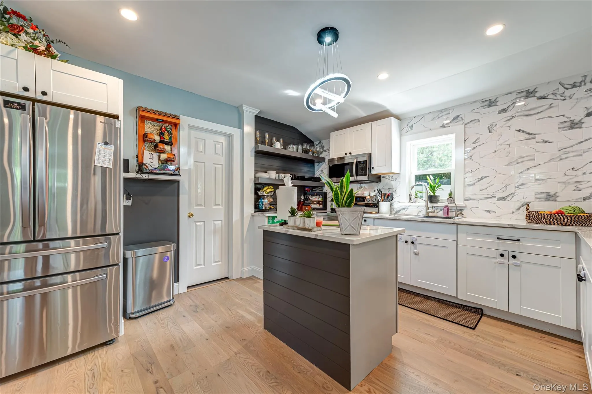 1022 Parkway Street, Riverhead, NY, 3 Bedrooms Bedrooms, 8 Rooms Rooms,2 BathroomsBathrooms,Residential,For Rent,Parkway,0,1022749 1022 Parkway Street, Riverhead, NY, 3 Bedrooms Bedrooms, 8 Rooms Rooms,2 BathroomsBathrooms,Residential,For Rent,Parkway,0,1022749