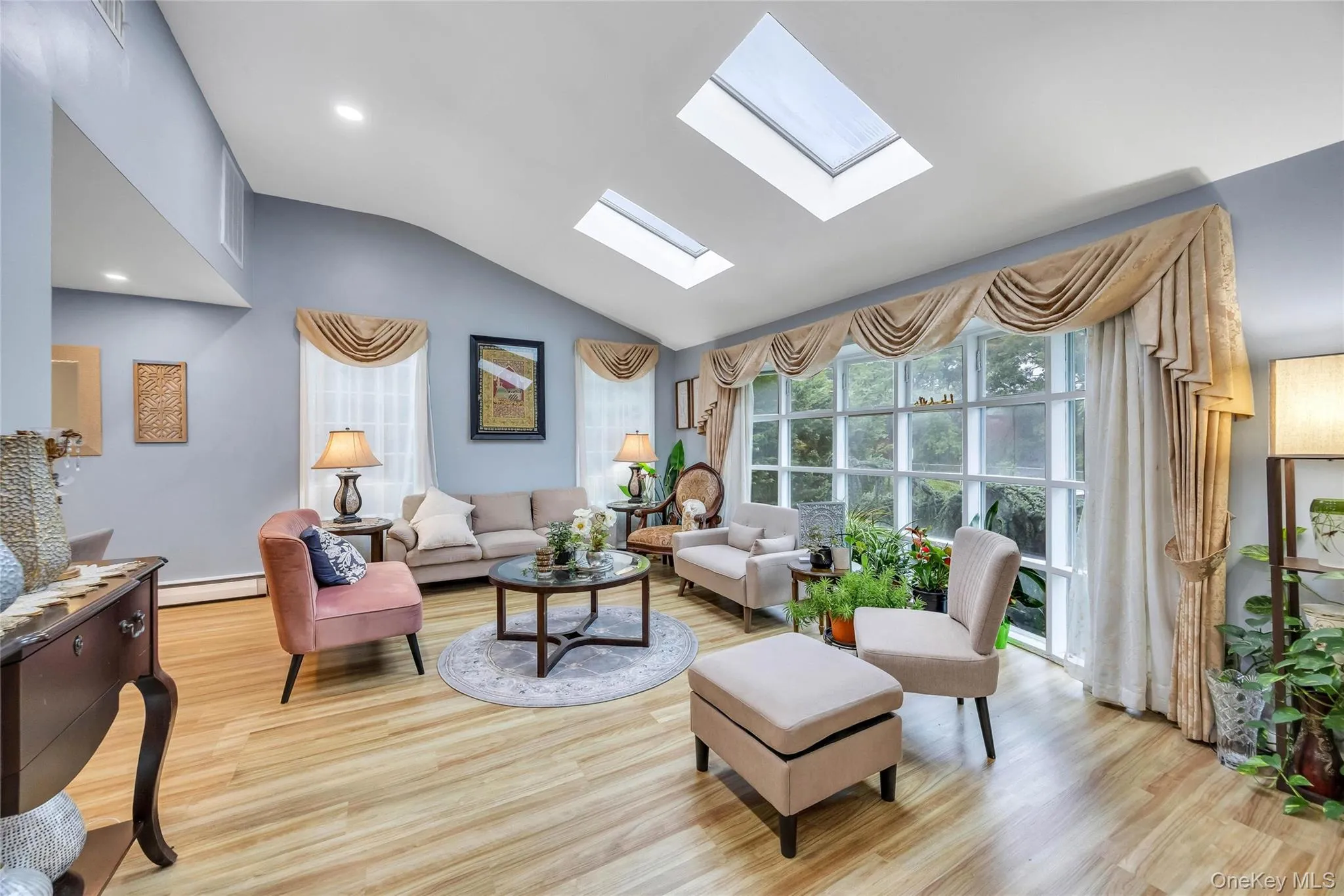 49 Village Drive, Oyster Bay, NY, 4 Bedrooms Bedrooms, 10 Rooms Rooms,3 BathroomsBathrooms,Residential,For Rent,Village,0,1022753 49 Village Drive, Oyster Bay, NY, 4 Bedrooms Bedrooms, 10 Rooms Rooms,3 BathroomsBathrooms,Residential,For Rent,Village,0,1022753