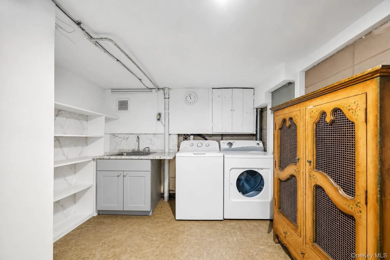 49 Village Drive, Oyster Bay, NY, 4 Bedrooms Bedrooms, 10 Rooms Rooms,3 BathroomsBathrooms,Residential,For Rent,Village,0,1022753 49 Village Drive, Oyster Bay, NY, 4 Bedrooms Bedrooms, 10 Rooms Rooms,3 BathroomsBathrooms,Residential,For Rent,Village,0,1022753