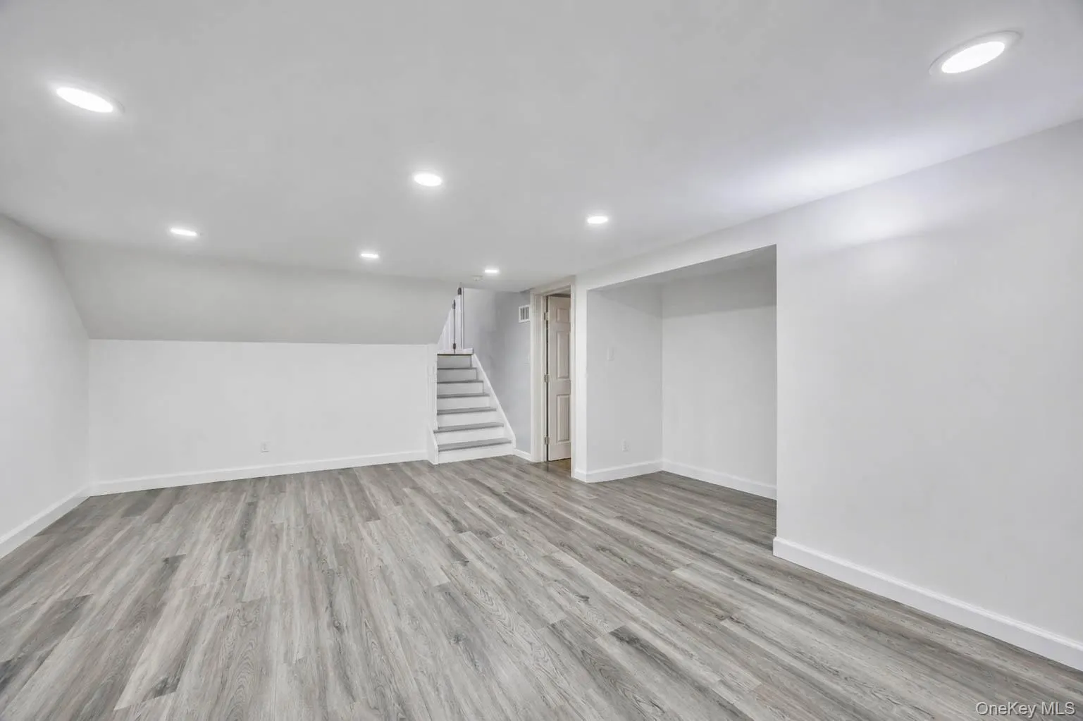 49 Village Drive, Oyster Bay, NY, 4 Bedrooms Bedrooms, 10 Rooms Rooms,3 BathroomsBathrooms,Residential,For Rent,Village,0,1022753 49 Village Drive, Oyster Bay, NY, 4 Bedrooms Bedrooms, 10 Rooms Rooms,3 BathroomsBathrooms,Residential,For Rent,Village,0,1022753