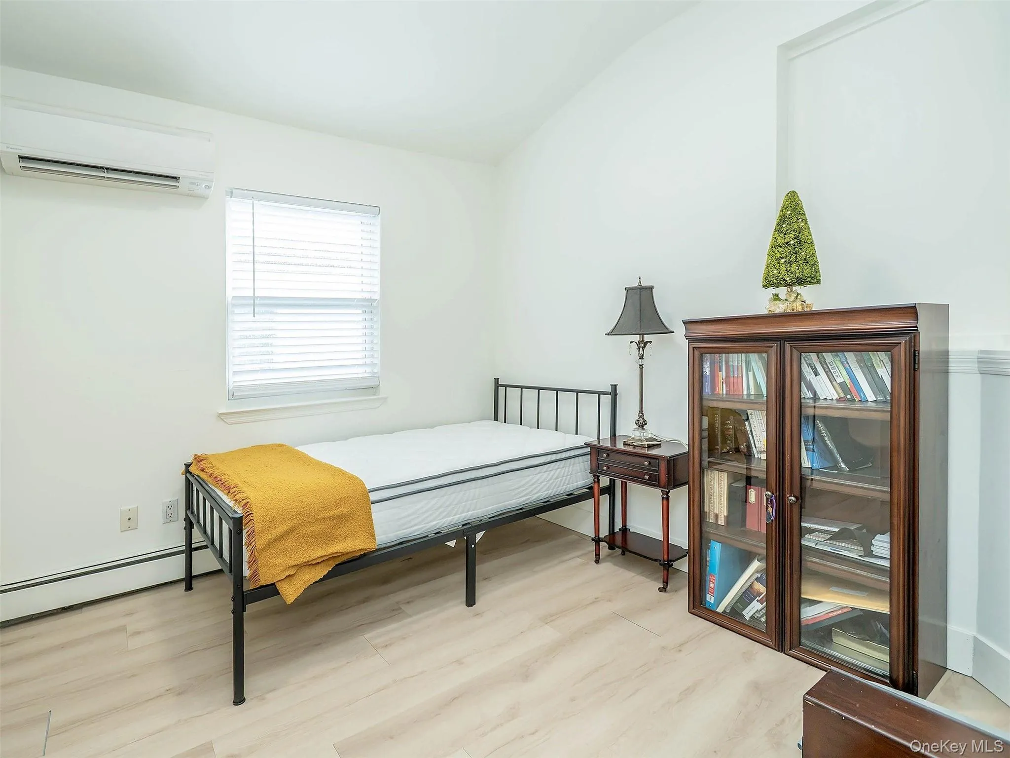 37 Dunwood Road, North Hempstead, NY, 3 Bedrooms Bedrooms, 6 Rooms Rooms,2 BathroomsBathrooms,Residential Lease,For Rent,Dunwood,0,1022754 37 Dunwood Road, North Hempstead, NY, 3 Bedrooms Bedrooms, 6 Rooms Rooms,2 BathroomsBathrooms,Residential Lease,For Rent,Dunwood,0,1022754