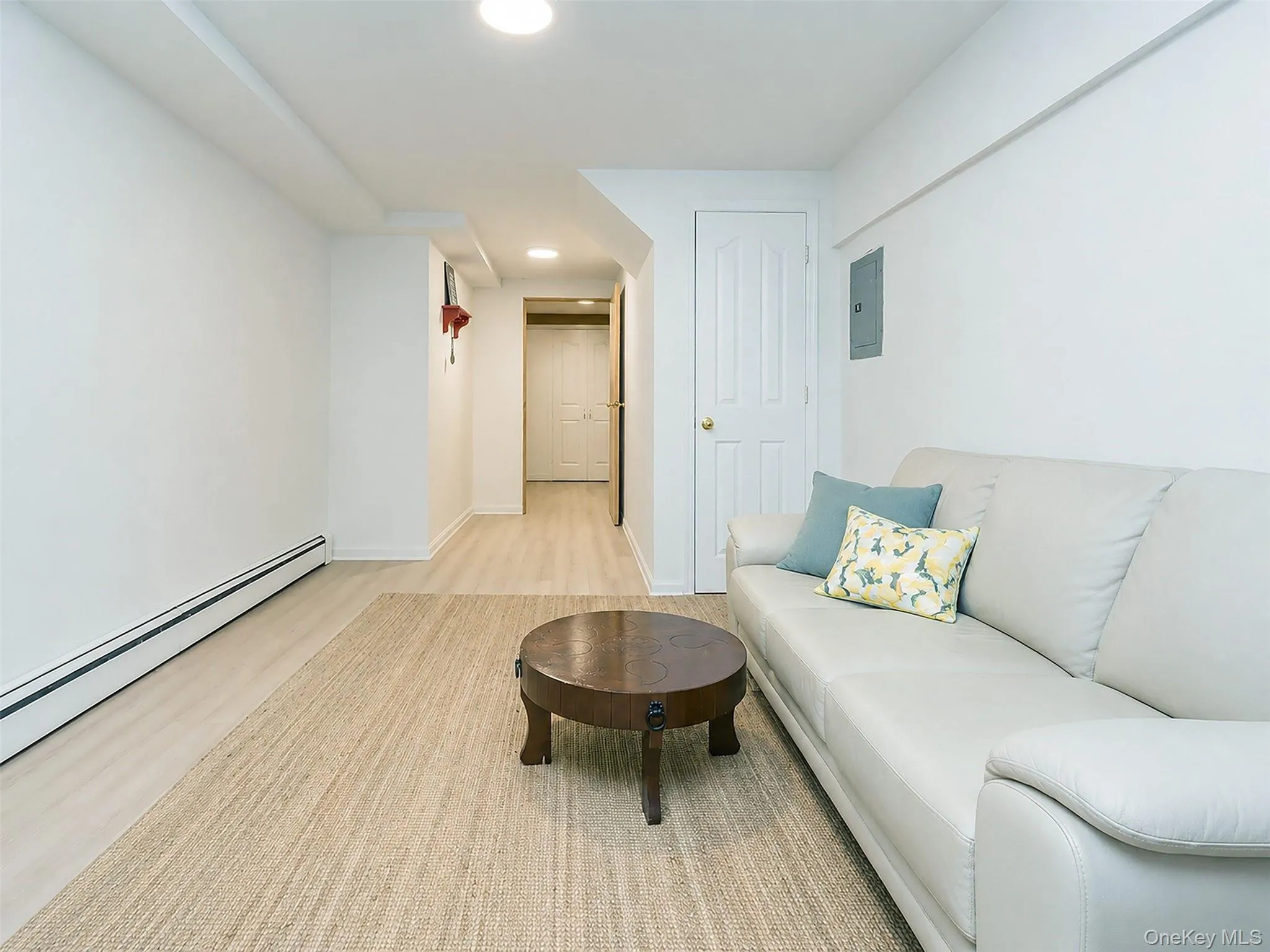 37 Dunwood Road, North Hempstead, NY, 3 Bedrooms Bedrooms, 6 Rooms Rooms,2 BathroomsBathrooms,Residential Lease,For Rent,Dunwood,0,1022754 37 Dunwood Road, North Hempstead, NY, 3 Bedrooms Bedrooms, 6 Rooms Rooms,2 BathroomsBathrooms,Residential Lease,For Rent,Dunwood,0,1022754