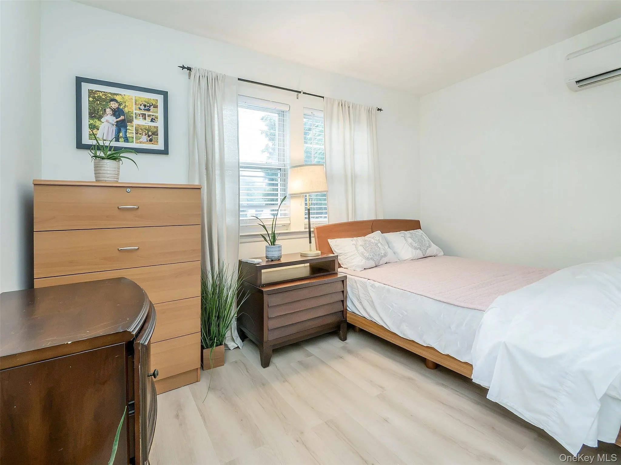 37 Dunwood Road, North Hempstead, NY, 3 Bedrooms Bedrooms, 6 Rooms Rooms,2 BathroomsBathrooms,Residential Lease,For Rent,Dunwood,0,1022754 37 Dunwood Road, North Hempstead, NY, 3 Bedrooms Bedrooms, 6 Rooms Rooms,2 BathroomsBathrooms,Residential Lease,For Rent,Dunwood,0,1022754