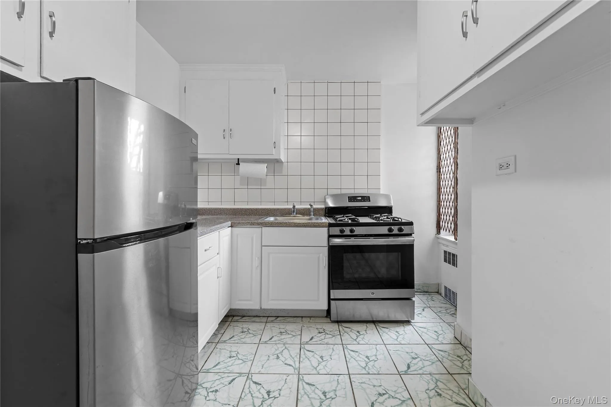 3726 87TH ST, New York, NY, 1 Bedroom Bedrooms, 8 Rooms Rooms,1 BathroomBathrooms,Residential,For Rent,87TH ST,0,1022759 3726 87TH ST, New York, NY, 1 Bedroom Bedrooms, 8 Rooms Rooms,1 BathroomBathrooms,Residential,For Rent,87TH ST,0,1022759