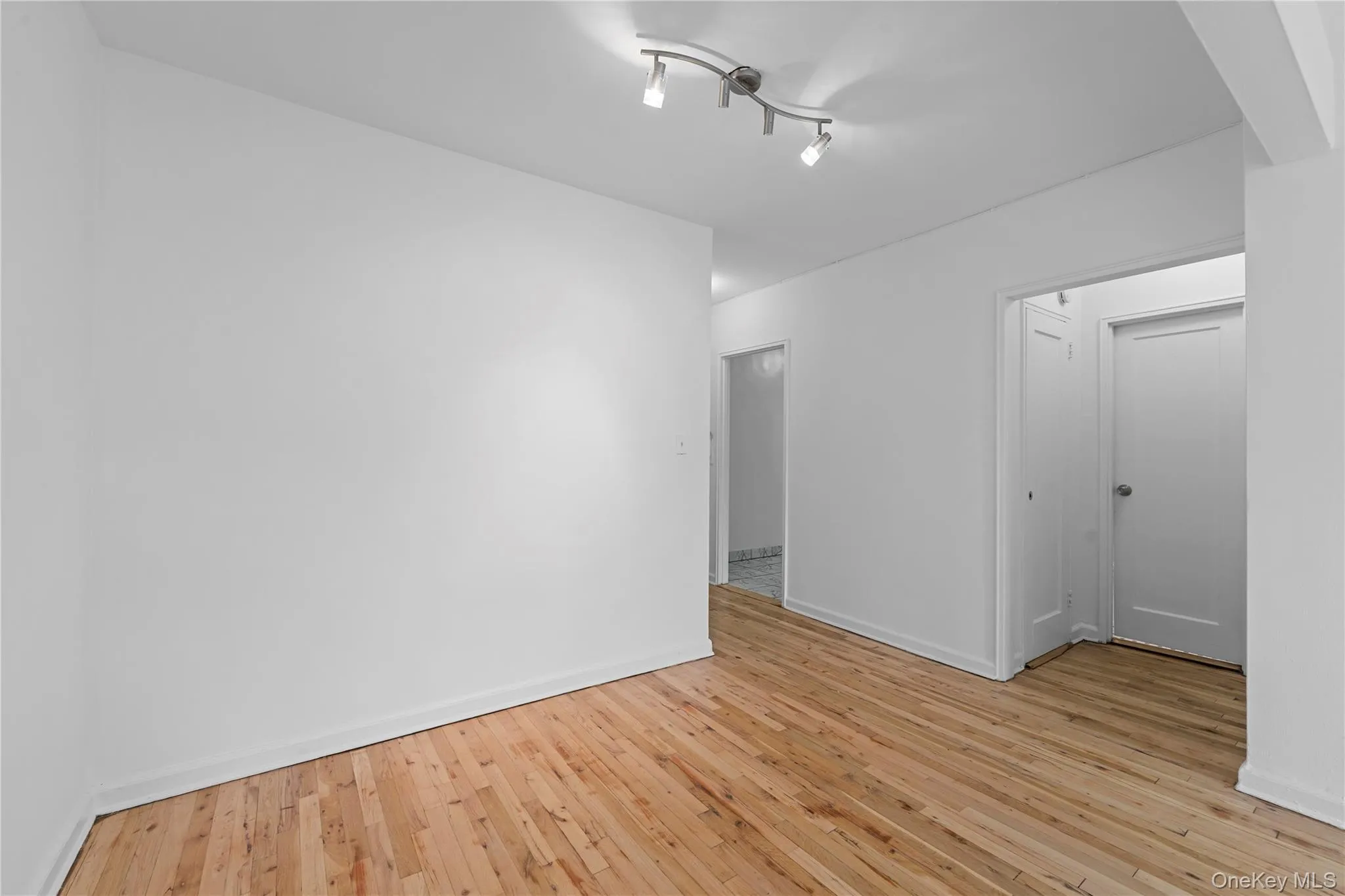 3726 87TH ST, New York, NY, 1 Bedroom Bedrooms, 8 Rooms Rooms,1 BathroomBathrooms,Residential,For Rent,87TH ST,0,1022759 3726 87TH ST, New York, NY, 1 Bedroom Bedrooms, 8 Rooms Rooms,1 BathroomBathrooms,Residential,For Rent,87TH ST,0,1022759