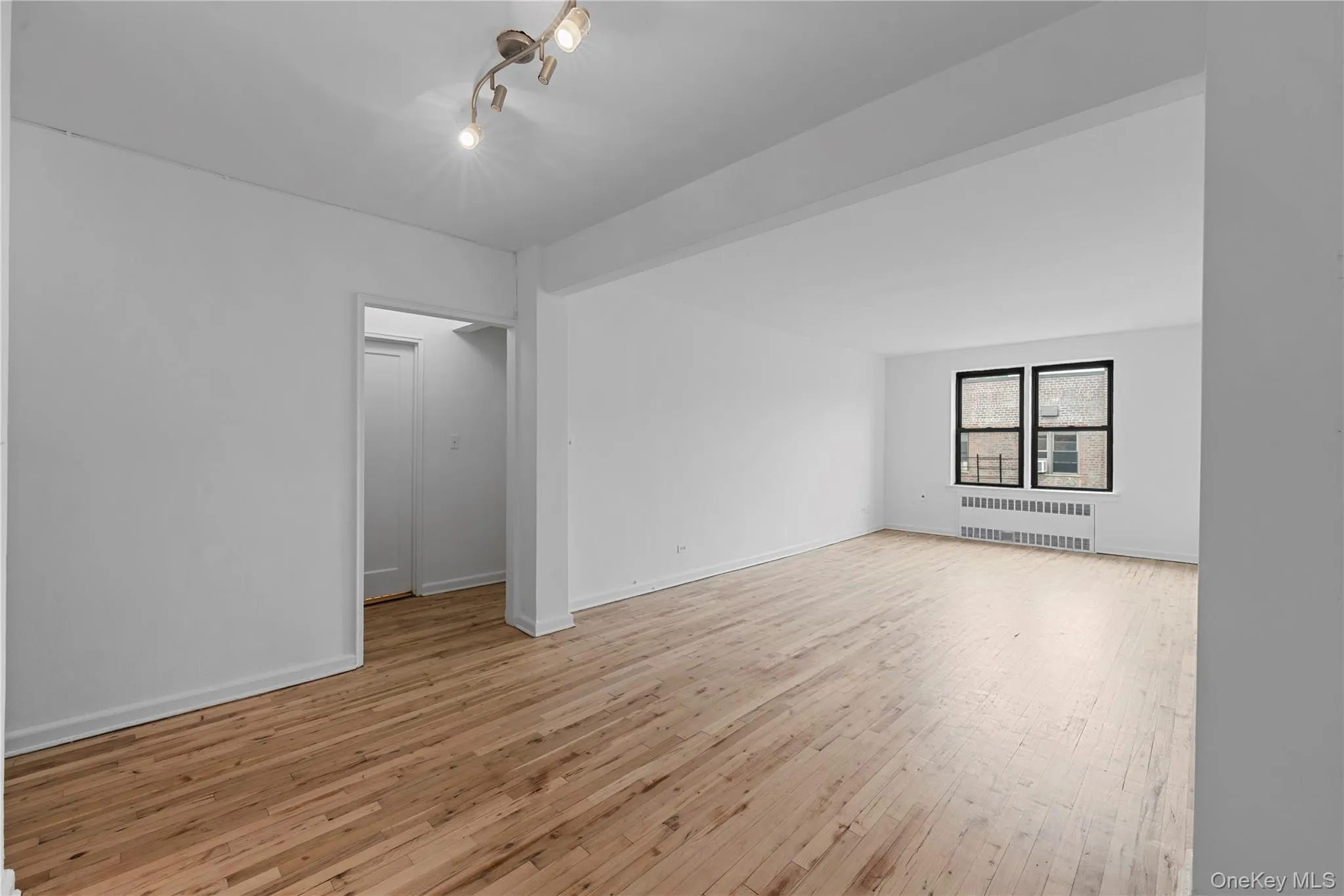 3726 87TH ST, New York, NY, 1 Bedroom Bedrooms, 8 Rooms Rooms,1 BathroomBathrooms,Residential,For Rent,87TH ST,0,1022759 3726 87TH ST, New York, NY, 1 Bedroom Bedrooms, 8 Rooms Rooms,1 BathroomBathrooms,Residential,For Rent,87TH ST,0,1022759