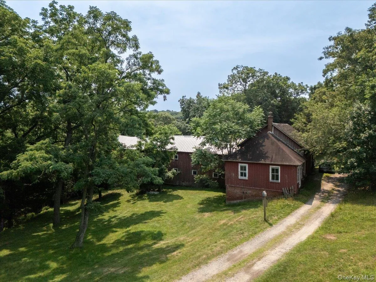 38 Landing Meadow Road, Smithtown, NY, 7 Bedrooms Bedrooms, 17 Rooms Rooms,5 BathroomsBathrooms,Residential,For Rent,Landing Meadow,0,1022766 38 Landing Meadow Road, Smithtown, NY, 7 Bedrooms Bedrooms, 17 Rooms Rooms,5 BathroomsBathrooms,Residential,For Rent,Landing Meadow,0,1022766