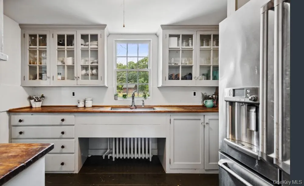 38 Landing Meadow Road, Smithtown, NY, 7 Bedrooms Bedrooms, 17 Rooms Rooms,5 BathroomsBathrooms,Residential,For Rent,Landing Meadow,0,1022766 38 Landing Meadow Road, Smithtown, NY, 7 Bedrooms Bedrooms, 17 Rooms Rooms,5 BathroomsBathrooms,Residential,For Rent,Landing Meadow,0,1022766