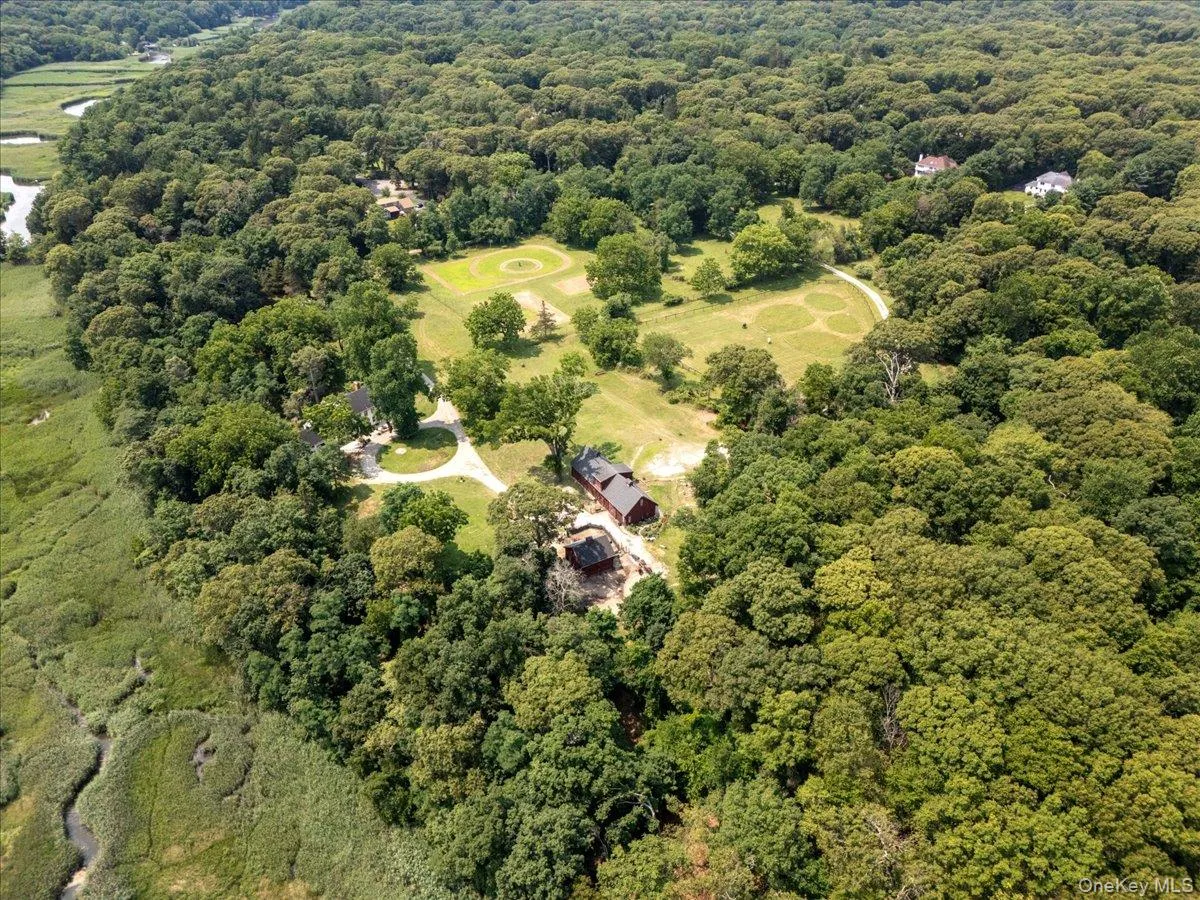 38 Landing Meadow Road, Smithtown, NY, 7 Bedrooms Bedrooms, 17 Rooms Rooms,5 BathroomsBathrooms,Residential,For Rent,Landing Meadow,0,1022766 38 Landing Meadow Road, Smithtown, NY, 7 Bedrooms Bedrooms, 17 Rooms Rooms,5 BathroomsBathrooms,Residential,For Rent,Landing Meadow,0,1022766