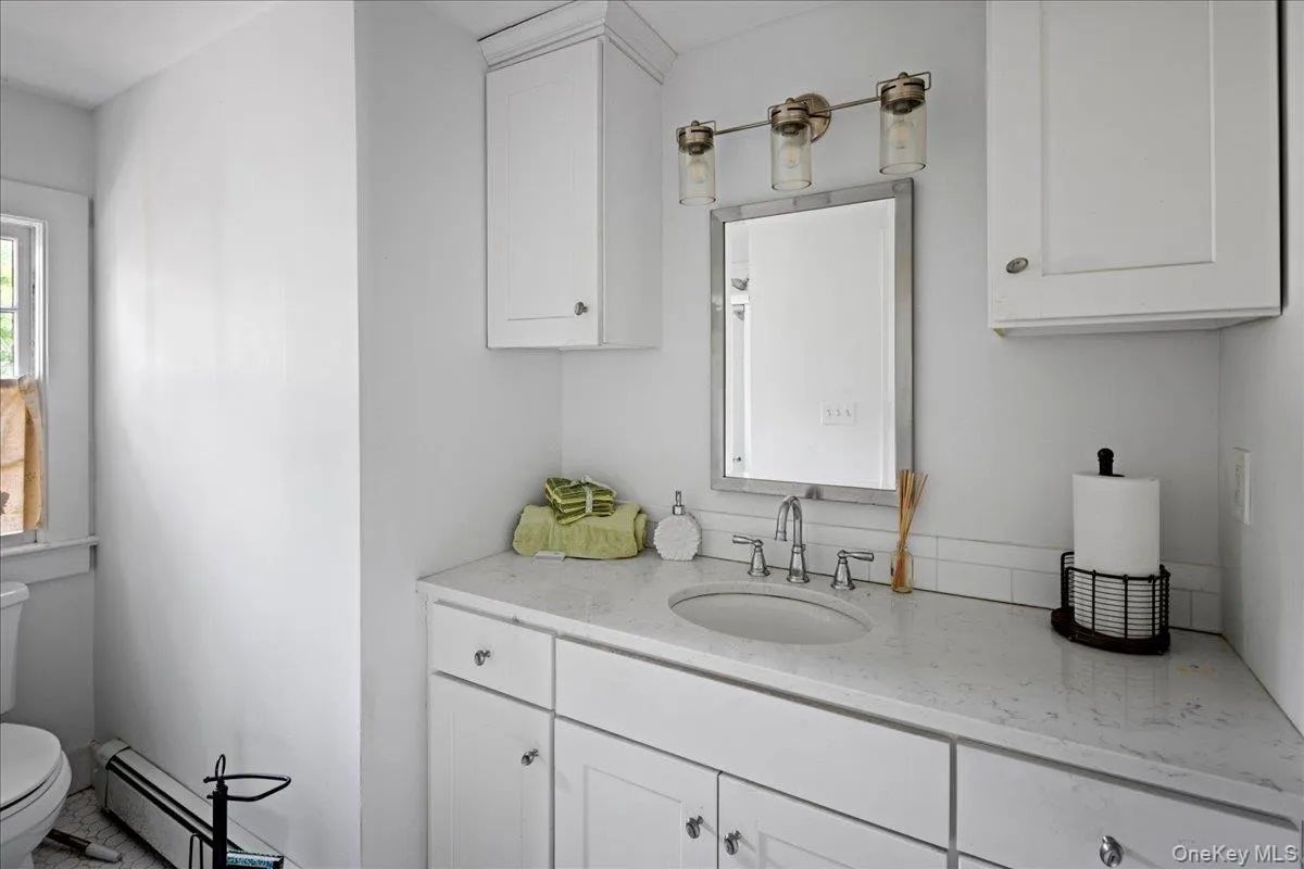 38 Landing Meadow Road, Smithtown, NY, 7 Bedrooms Bedrooms, 17 Rooms Rooms,5 BathroomsBathrooms,Residential,For Rent,Landing Meadow,0,1022766 38 Landing Meadow Road, Smithtown, NY, 7 Bedrooms Bedrooms, 17 Rooms Rooms,5 BathroomsBathrooms,Residential,For Rent,Landing Meadow,0,1022766