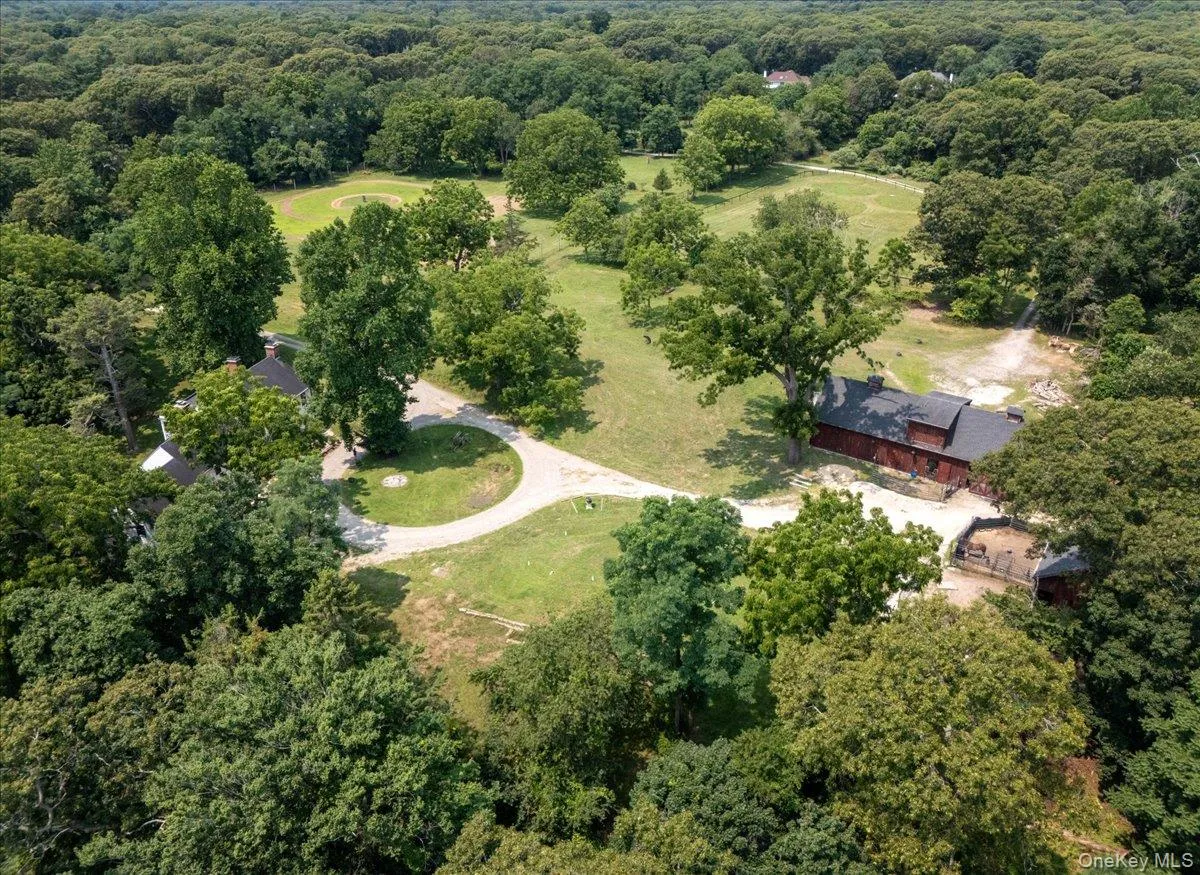 38 Landing Meadow Road, Smithtown, NY, 7 Bedrooms Bedrooms, 17 Rooms Rooms,5 BathroomsBathrooms,Residential,For Rent,Landing Meadow,0,1022766 38 Landing Meadow Road, Smithtown, NY, 7 Bedrooms Bedrooms, 17 Rooms Rooms,5 BathroomsBathrooms,Residential,For Rent,Landing Meadow,0,1022766