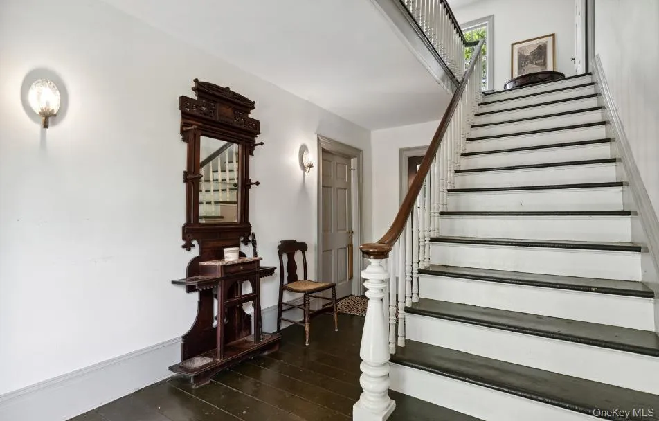 38 Landing Meadow Road, Smithtown, NY, 7 Bedrooms Bedrooms, 17 Rooms Rooms,5 BathroomsBathrooms,Residential,For Rent,Landing Meadow,0,1022766 38 Landing Meadow Road, Smithtown, NY, 7 Bedrooms Bedrooms, 17 Rooms Rooms,5 BathroomsBathrooms,Residential,For Rent,Landing Meadow,0,1022766