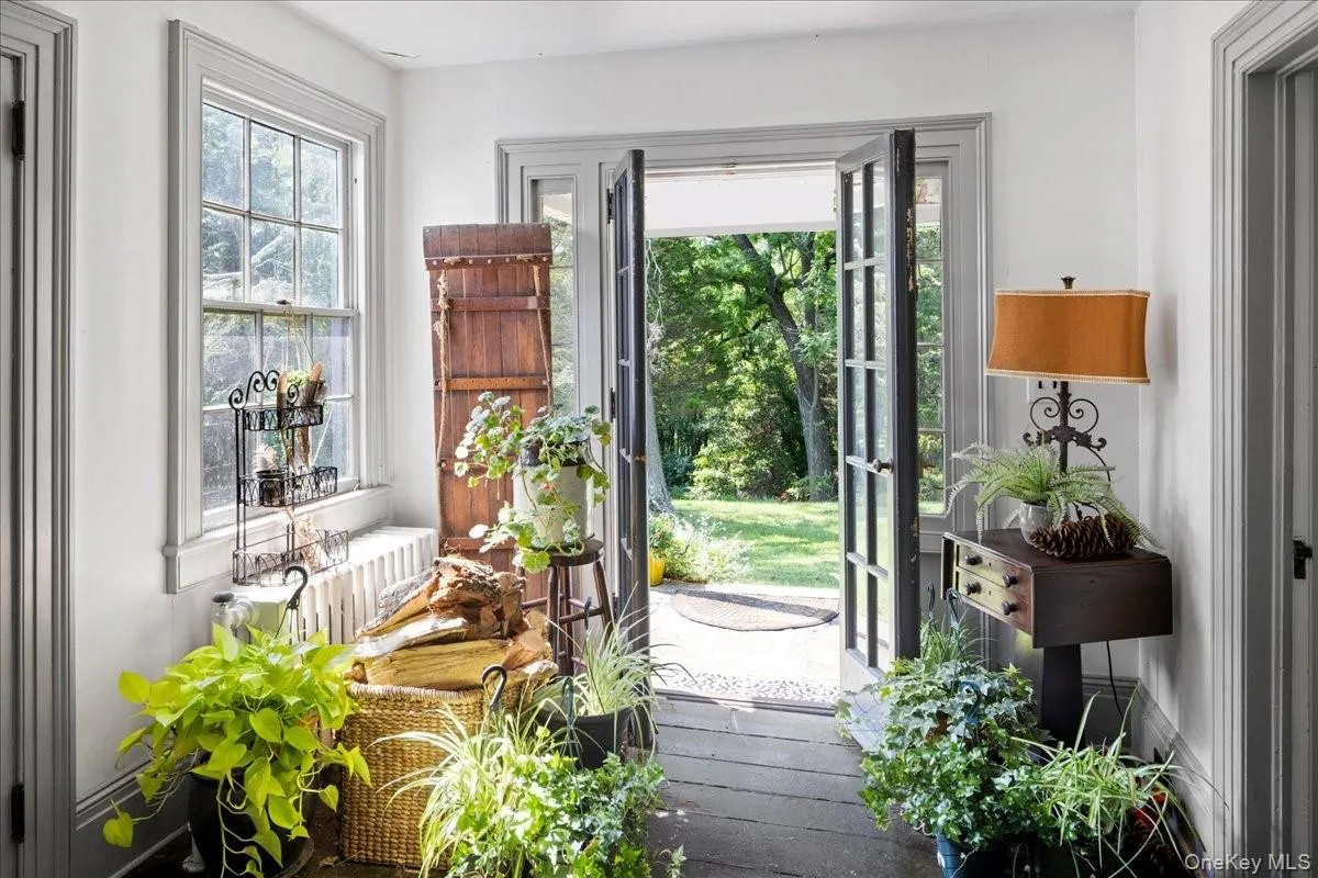 38 Landing Meadow Road, Smithtown, NY, 7 Bedrooms Bedrooms, 17 Rooms Rooms,5 BathroomsBathrooms,Residential,For Rent,Landing Meadow,0,1022766 38 Landing Meadow Road, Smithtown, NY, 7 Bedrooms Bedrooms, 17 Rooms Rooms,5 BathroomsBathrooms,Residential,For Rent,Landing Meadow,0,1022766