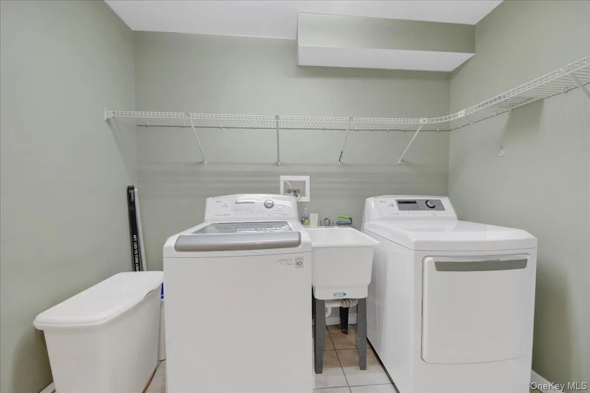 197 Marietta Avenue, Mount Pleasant, NY, 4 Bedrooms Bedrooms, 9 Rooms Rooms,3 BathroomsBathrooms,Residential Lease,For Rent,Marietta,0,1022767 197 Marietta Avenue, Mount Pleasant, NY, 4 Bedrooms Bedrooms, 9 Rooms Rooms,3 BathroomsBathrooms,Residential Lease,For Rent,Marietta,0,1022767
