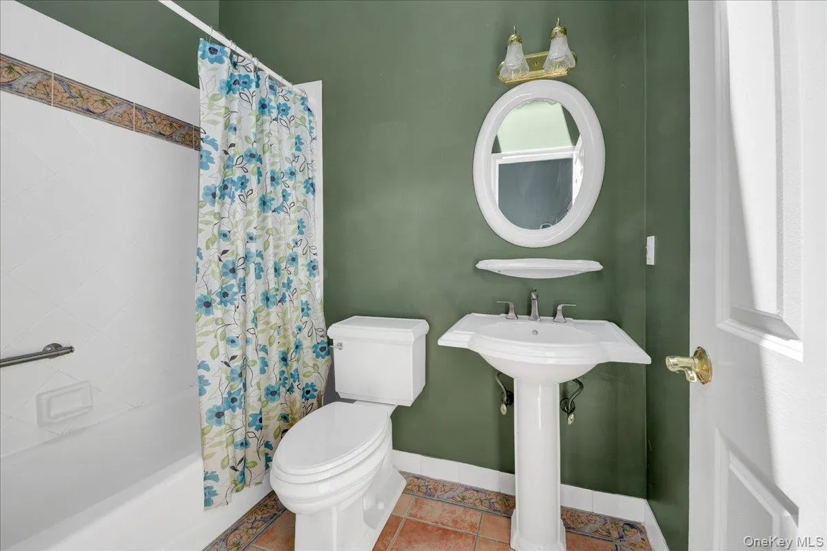 197 Marietta Avenue, Mount Pleasant, NY, 4 Bedrooms Bedrooms, 9 Rooms Rooms,3 BathroomsBathrooms,Residential Lease,For Rent,Marietta,0,1022767 197 Marietta Avenue, Mount Pleasant, NY, 4 Bedrooms Bedrooms, 9 Rooms Rooms,3 BathroomsBathrooms,Residential Lease,For Rent,Marietta,0,1022767