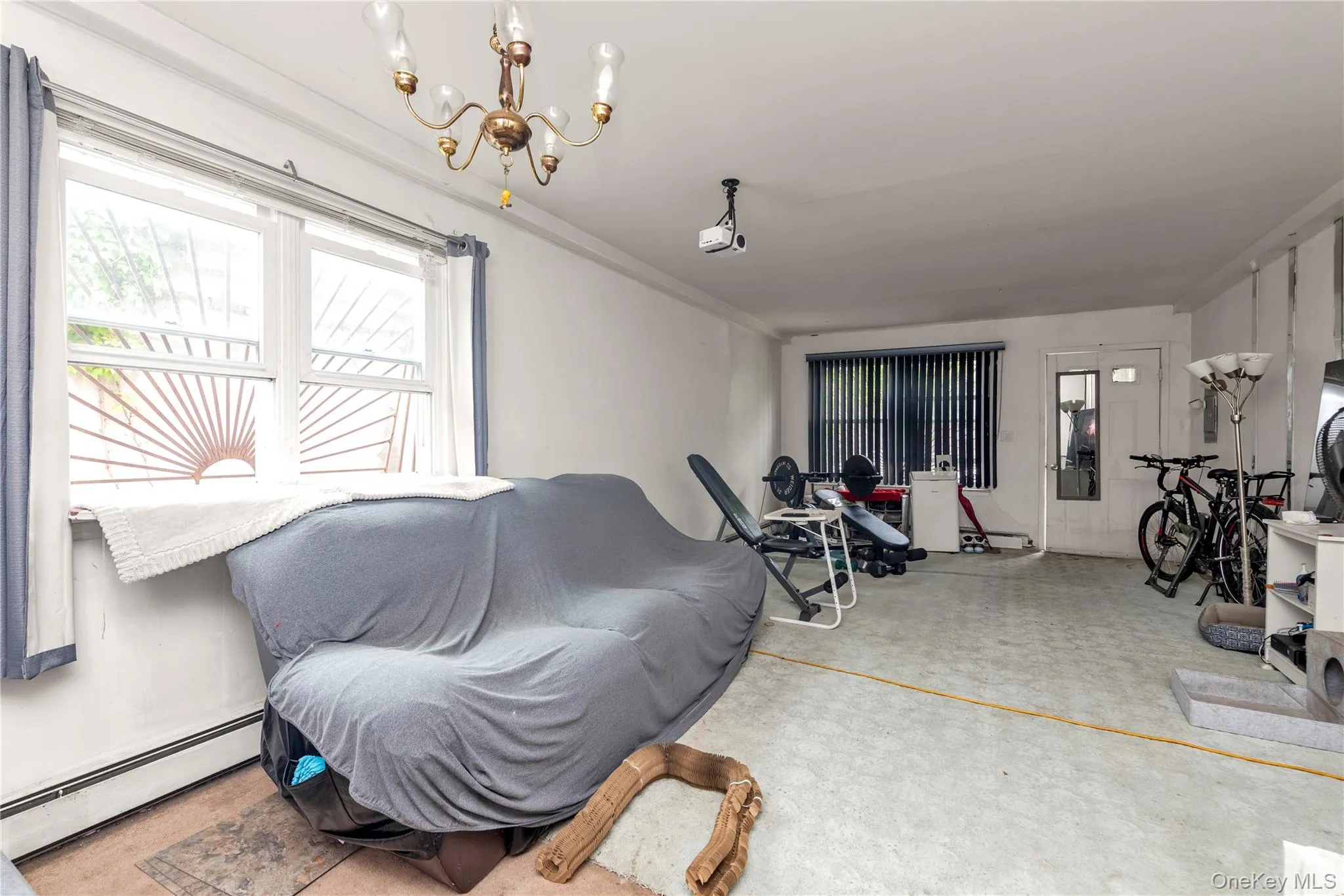106-41 160th Street, New York, NY, 3 Bedrooms Bedrooms, 4 Rooms Rooms,1 BathroomBathrooms,Residential,For Rent,160th,0,1022768 106-41 160th Street, New York, NY, 3 Bedrooms Bedrooms, 4 Rooms Rooms,1 BathroomBathrooms,Residential,For Rent,160th,0,1022768