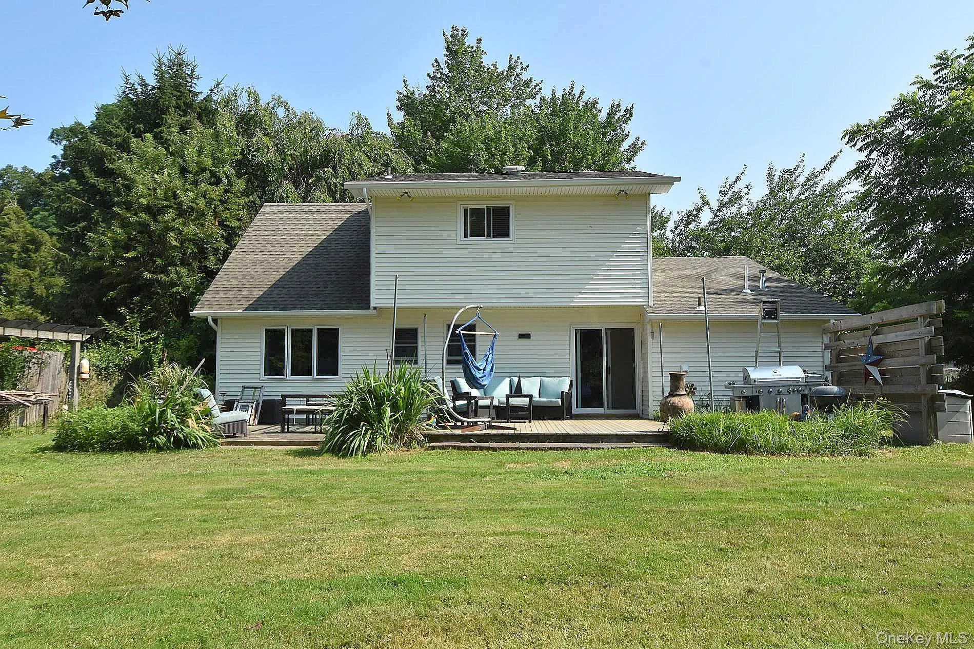 16 Brightview Drive, Brookhaven, NY, 3 Bedrooms Bedrooms, 6 Rooms Rooms,1 BathroomBathrooms,Residential,For Rent,Brightview,0,1022771 16 Brightview Drive, Brookhaven, NY, 3 Bedrooms Bedrooms, 6 Rooms Rooms,1 BathroomBathrooms,Residential,For Rent,Brightview,0,1022771