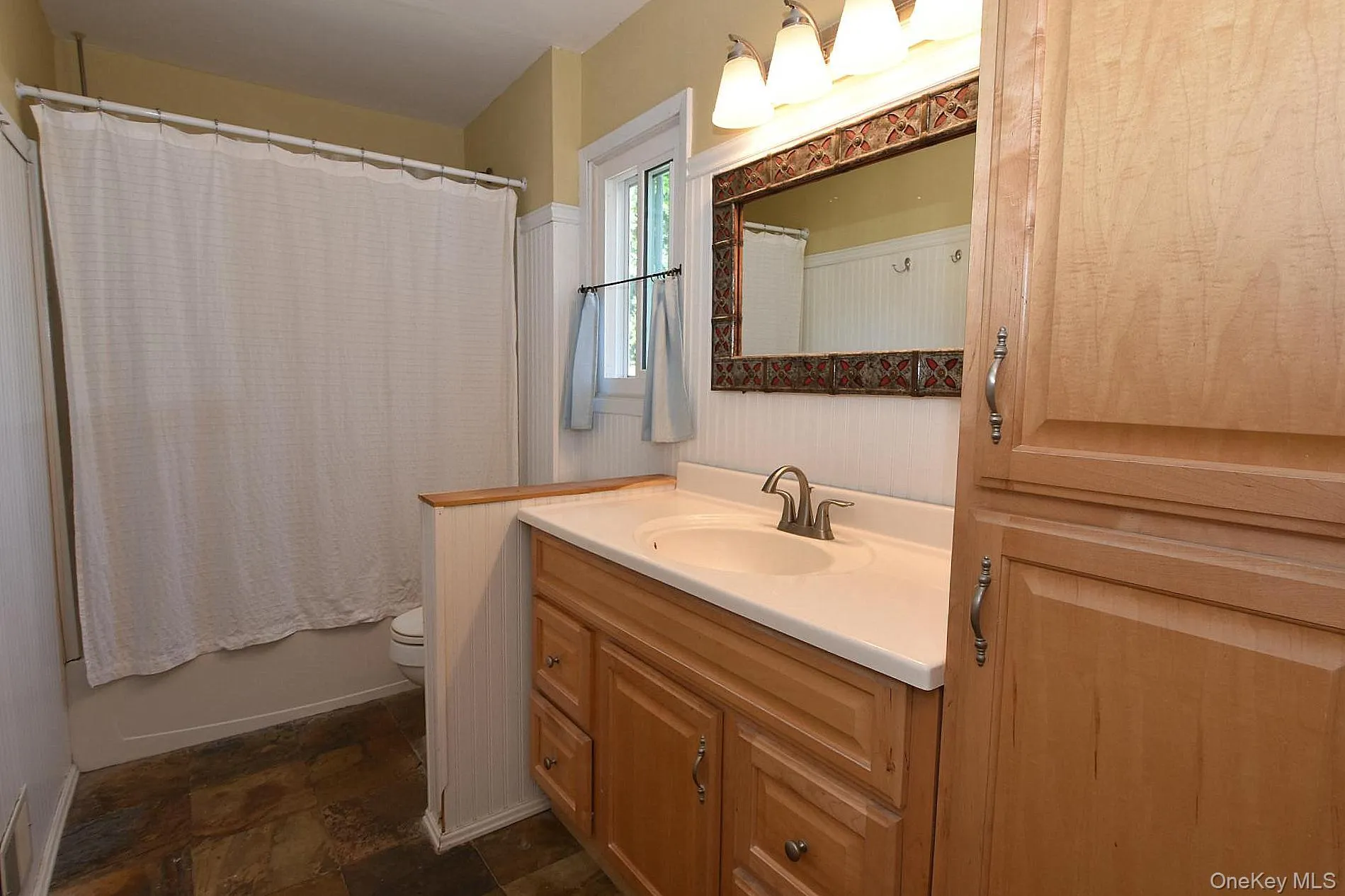 16 Brightview Drive, Brookhaven, NY, 3 Bedrooms Bedrooms, 6 Rooms Rooms,1 BathroomBathrooms,Residential,For Rent,Brightview,0,1022771 16 Brightview Drive, Brookhaven, NY, 3 Bedrooms Bedrooms, 6 Rooms Rooms,1 BathroomBathrooms,Residential,For Rent,Brightview,0,1022771