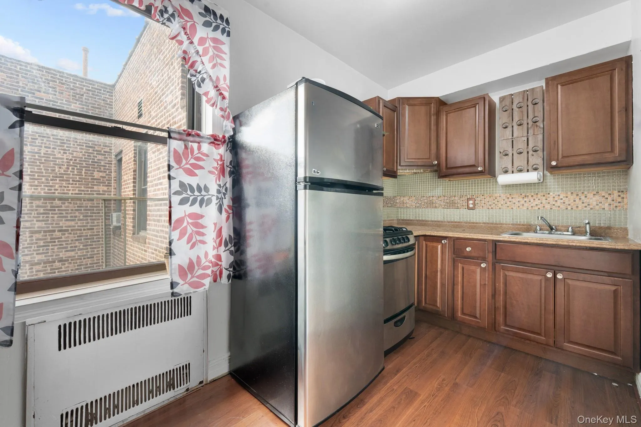 8380 118th st, New York, NY, 5 Rooms Rooms,1 BathroomBathrooms,Residential,For Rent,118th st,0,1022773 8380 118th st, New York, NY, 5 Rooms Rooms,1 BathroomBathrooms,Residential,For Rent,118th st,0,1022773