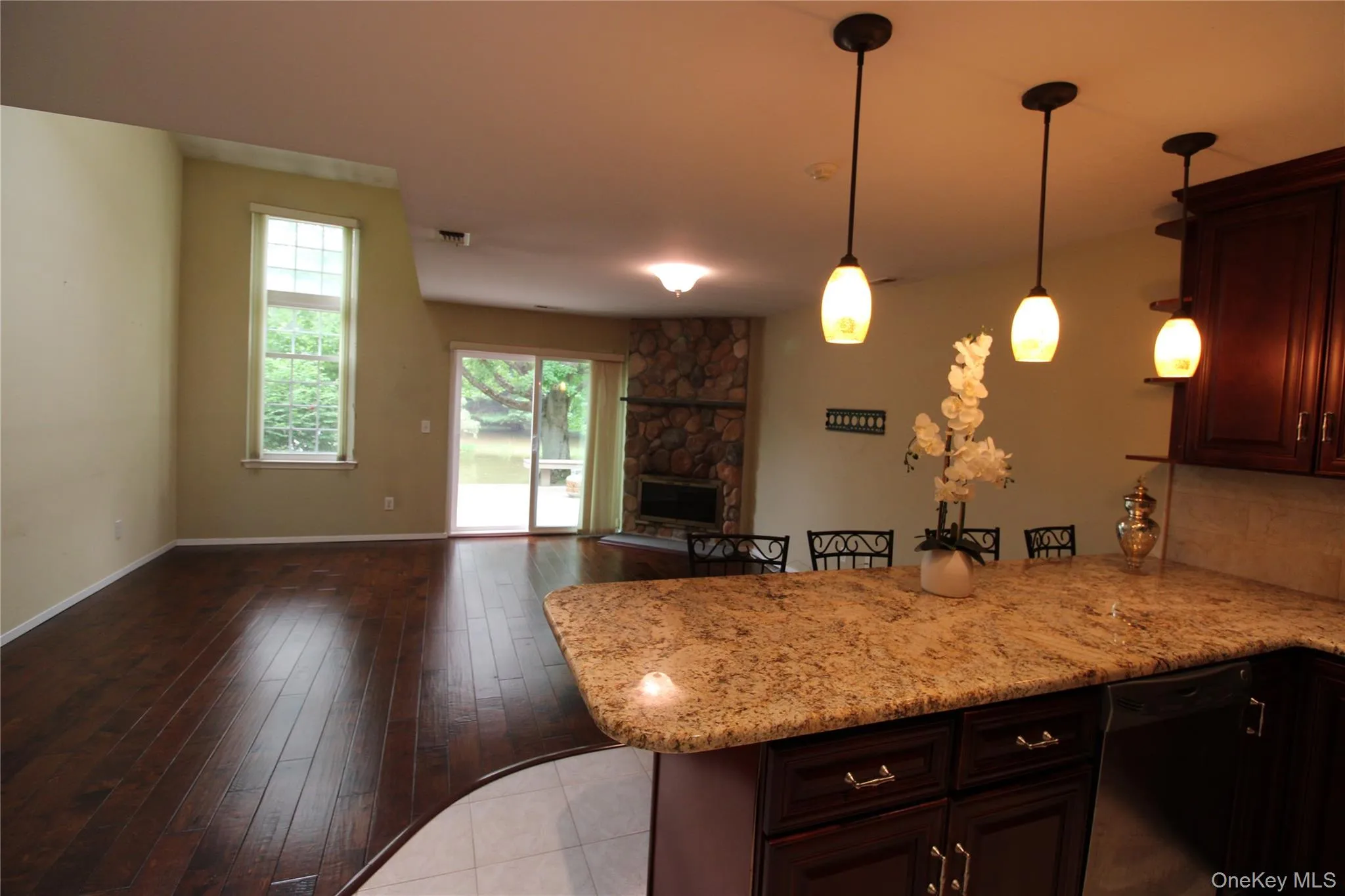 3 Pidgeon Court, Brookhaven, NY, 2 Bedrooms Bedrooms, 4 Rooms Rooms,1 BathroomBathrooms,Residential,For Rent,Pidgeon,0,1022774 3 Pidgeon Court, Brookhaven, NY, 2 Bedrooms Bedrooms, 4 Rooms Rooms,1 BathroomBathrooms,Residential,For Rent,Pidgeon,0,1022774