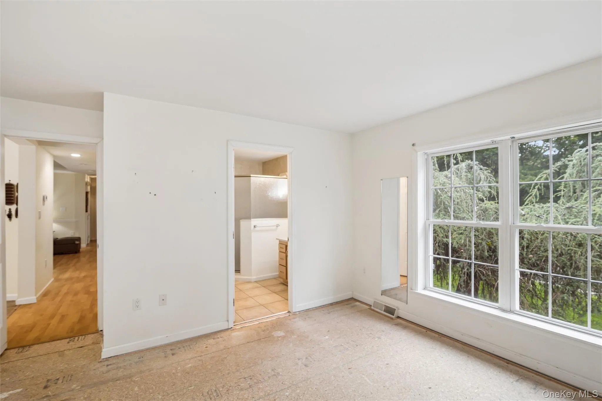 1407 Middle Road, Riverhead, NY, 3 Bedrooms Bedrooms, 5 Rooms Rooms,2 BathroomsBathrooms,Residential,For Rent,Middle,0,1022776 1407 Middle Road, Riverhead, NY, 3 Bedrooms Bedrooms, 5 Rooms Rooms,2 BathroomsBathrooms,Residential,For Rent,Middle,0,1022776