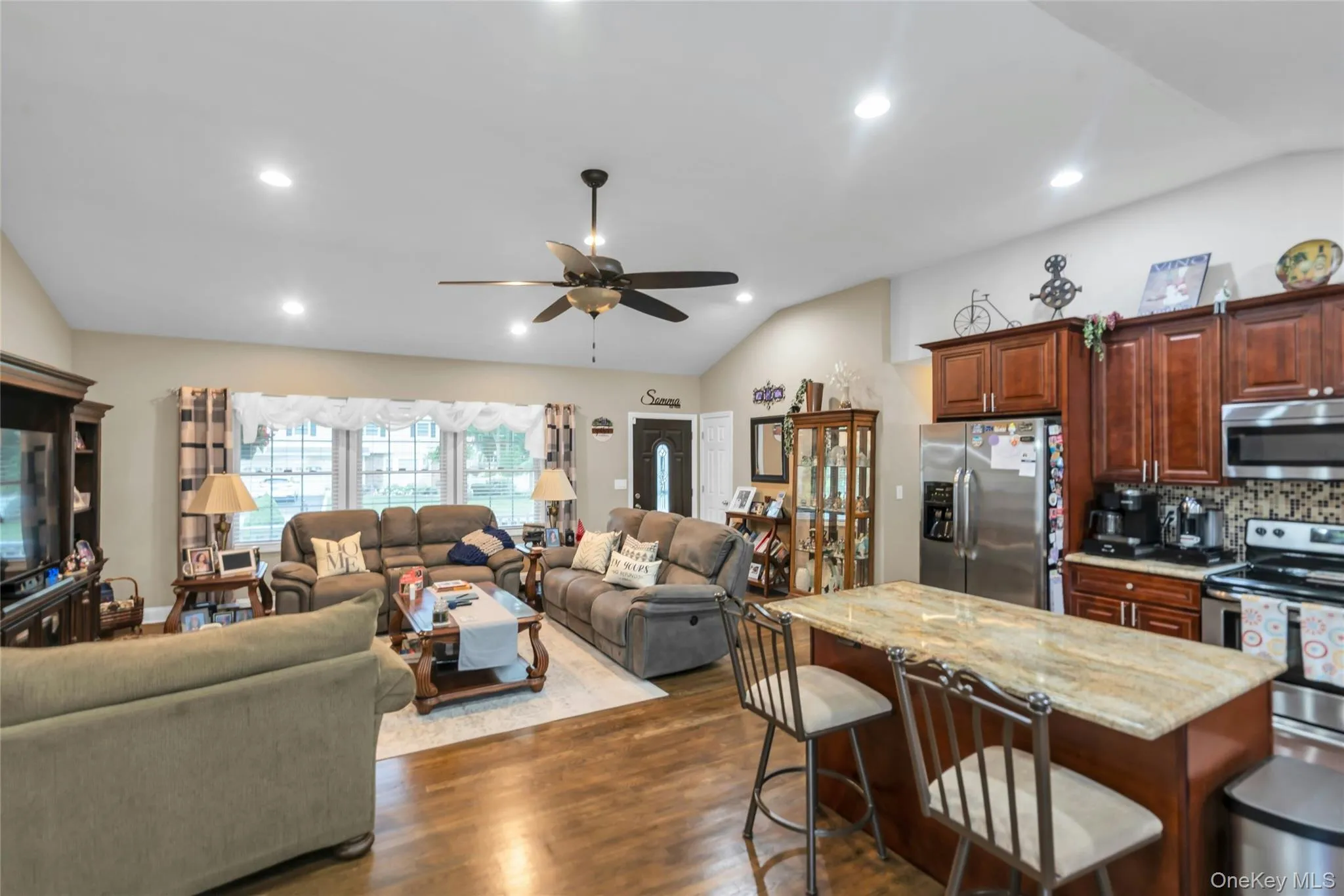 84 Juniper Avenue, Islip, NY, 3 Bedrooms Bedrooms, 7 Rooms Rooms,3 BathroomsBathrooms,Residential,For Rent,Juniper,0,1022778 84 Juniper Avenue, Islip, NY, 3 Bedrooms Bedrooms, 7 Rooms Rooms,3 BathroomsBathrooms,Residential,For Rent,Juniper,0,1022778