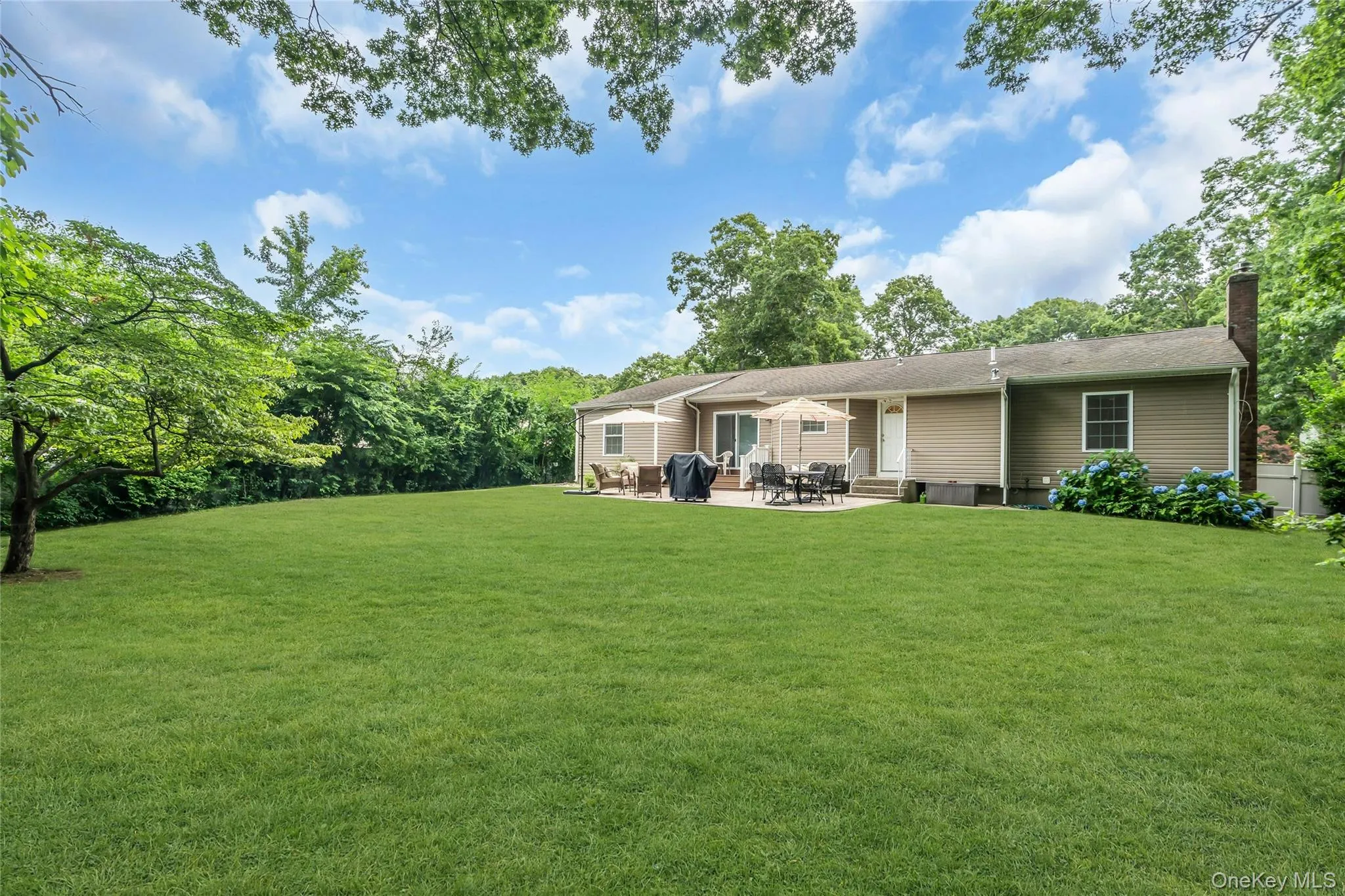 84 Juniper Avenue, Islip, NY, 3 Bedrooms Bedrooms, 7 Rooms Rooms,3 BathroomsBathrooms,Residential,For Rent,Juniper,0,1022778 84 Juniper Avenue, Islip, NY, 3 Bedrooms Bedrooms, 7 Rooms Rooms,3 BathroomsBathrooms,Residential,For Rent,Juniper,0,1022778