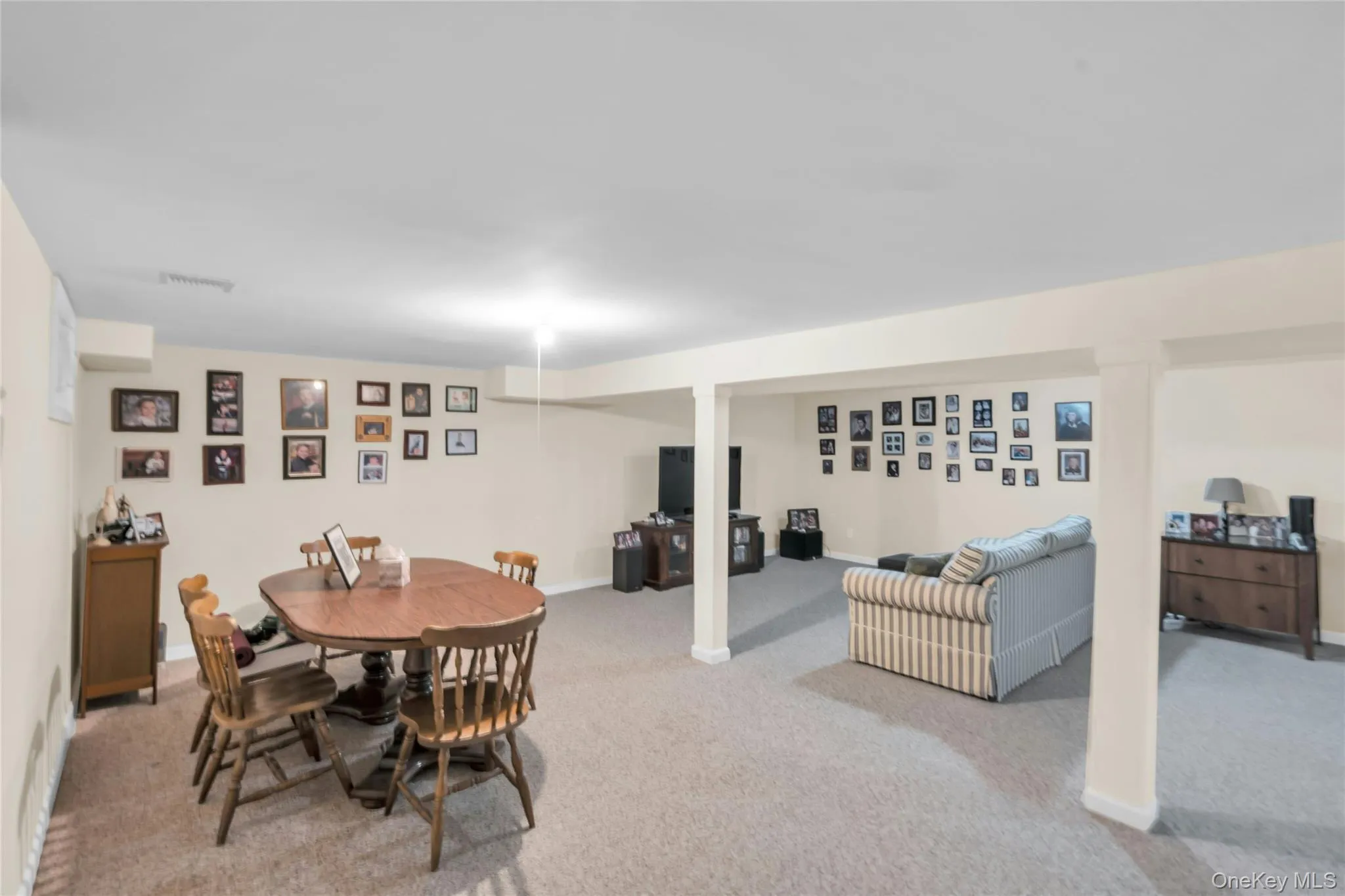 84 Juniper Avenue, Islip, NY, 3 Bedrooms Bedrooms, 7 Rooms Rooms,3 BathroomsBathrooms,Residential,For Rent,Juniper,0,1022778 84 Juniper Avenue, Islip, NY, 3 Bedrooms Bedrooms, 7 Rooms Rooms,3 BathroomsBathrooms,Residential,For Rent,Juniper,0,1022778