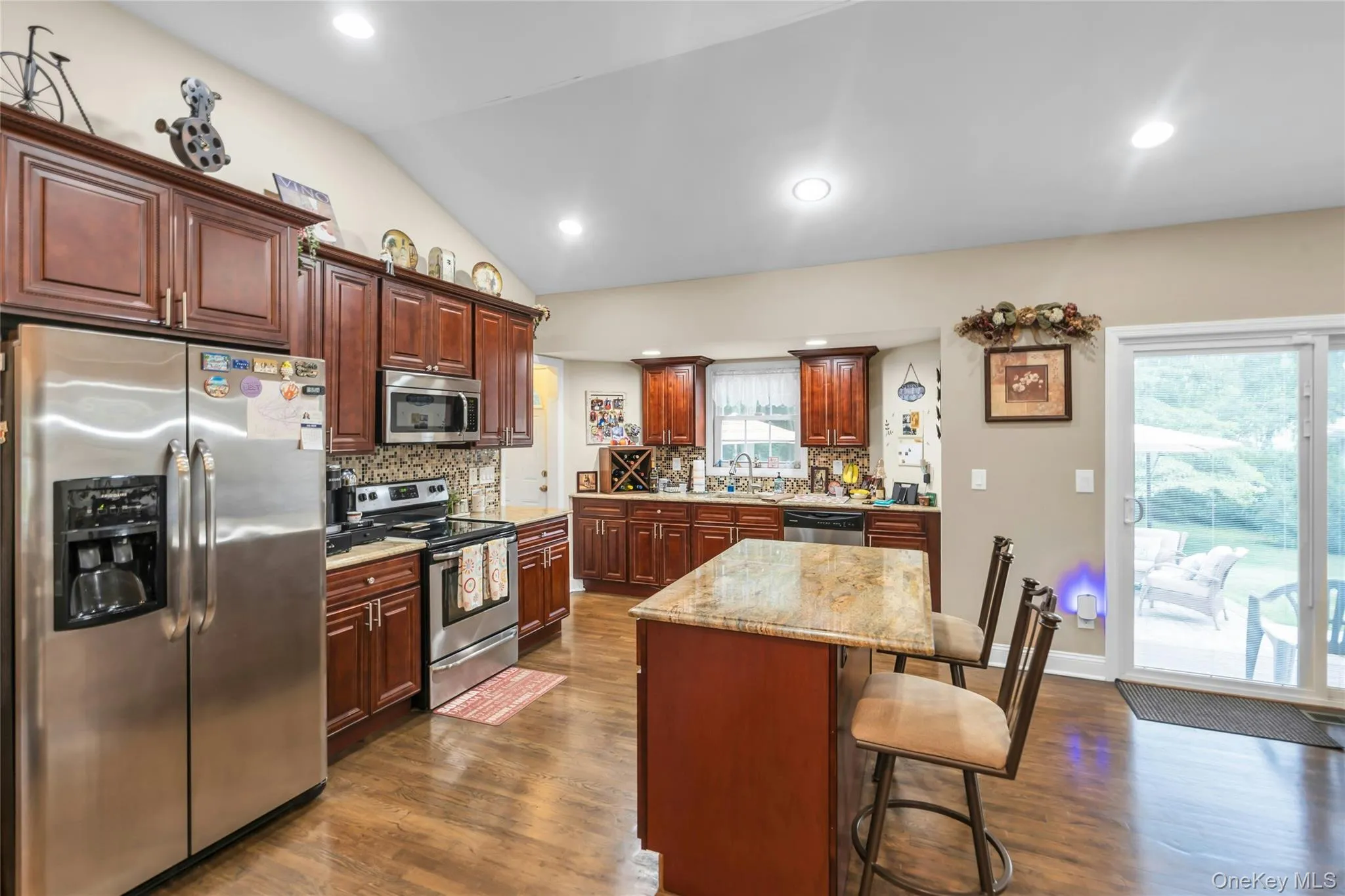 84 Juniper Avenue, Islip, NY, 3 Bedrooms Bedrooms, 7 Rooms Rooms,3 BathroomsBathrooms,Residential,For Rent,Juniper,0,1022778 84 Juniper Avenue, Islip, NY, 3 Bedrooms Bedrooms, 7 Rooms Rooms,3 BathroomsBathrooms,Residential,For Rent,Juniper,0,1022778